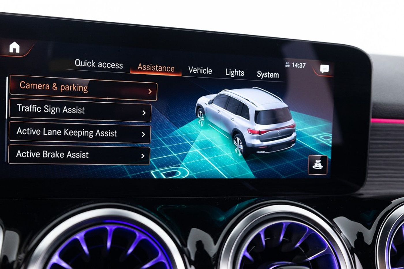 Foto van Mercedes-Benz Eqb