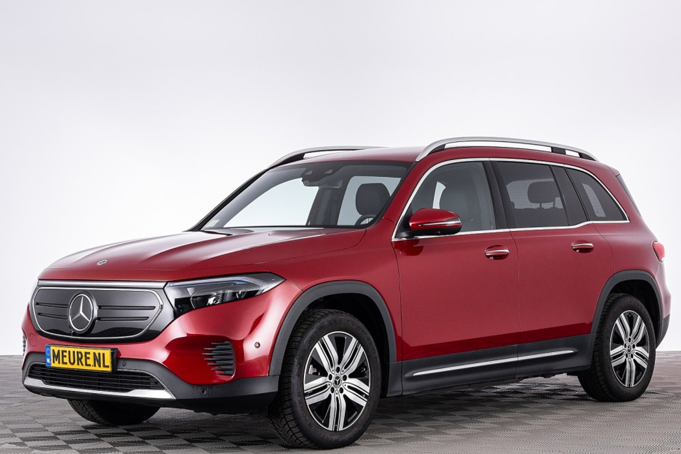 Foto van Mercedes-Benz Eqb