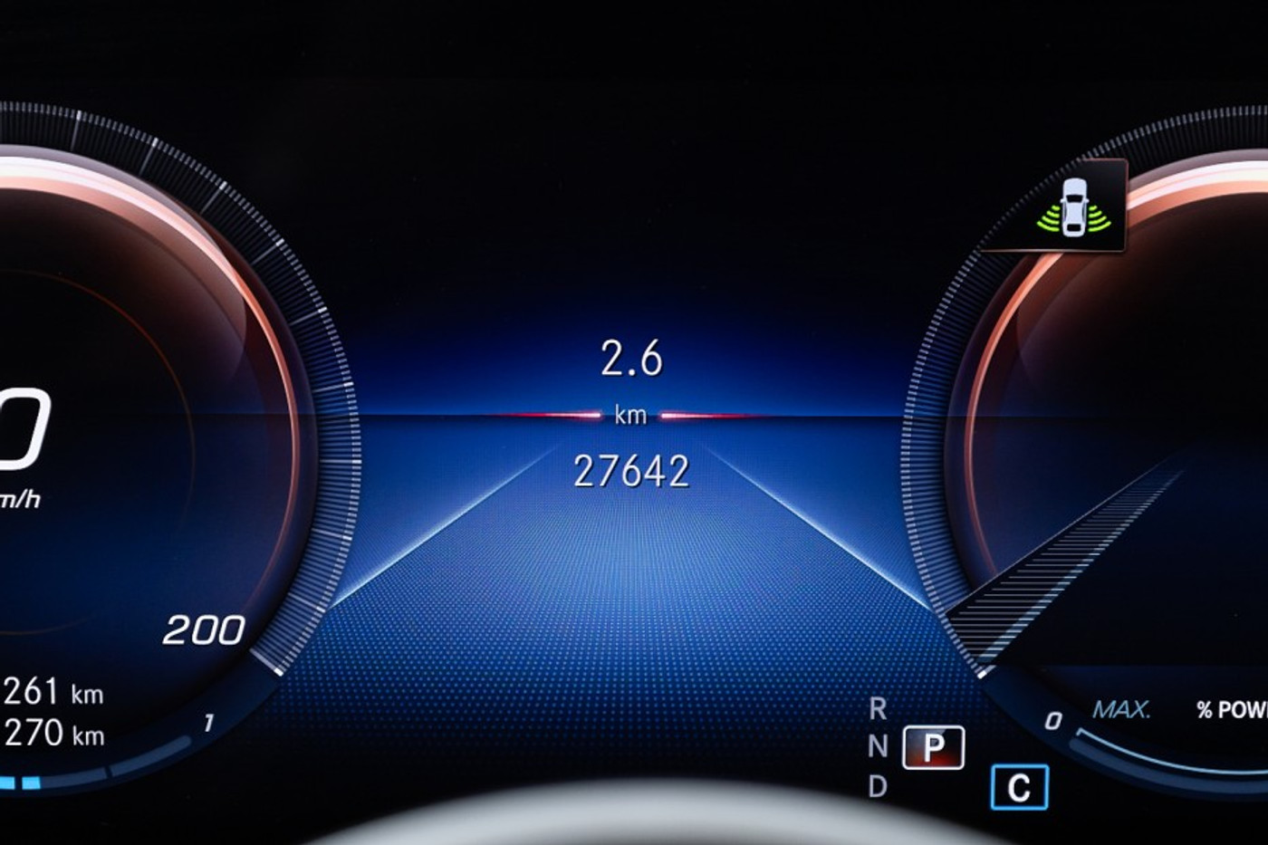 Foto van Mercedes-Benz Eqb