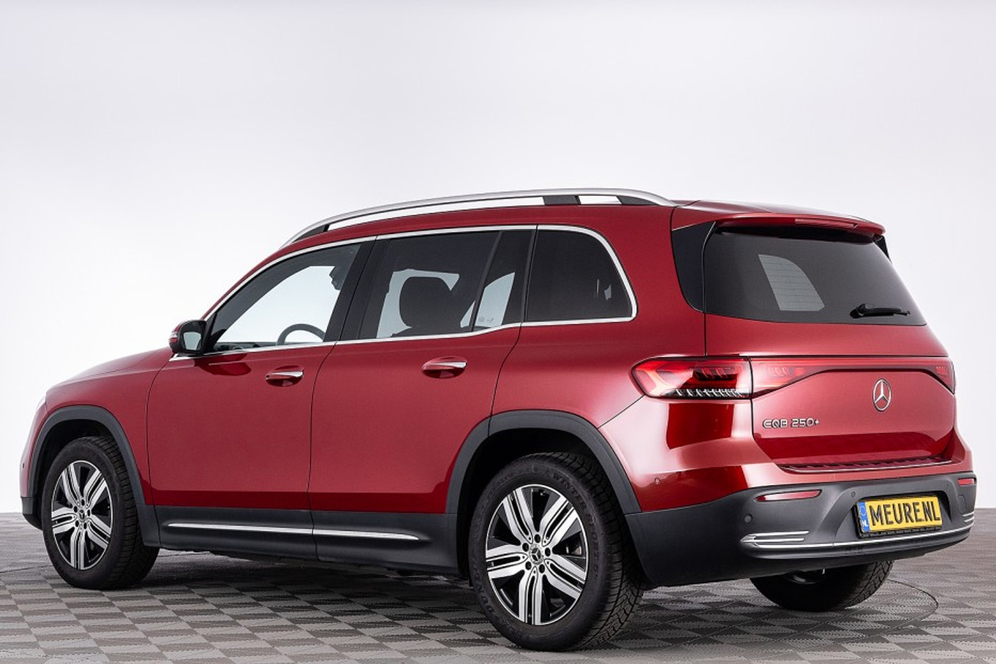 Foto van Mercedes-Benz Eqb