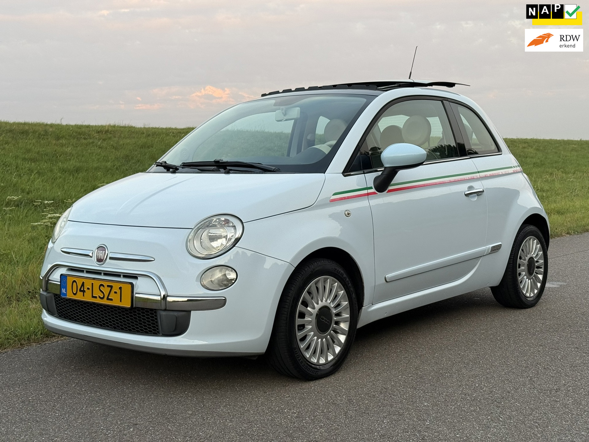 Fiat 500 1.2 Lounge 2010 - voorkant