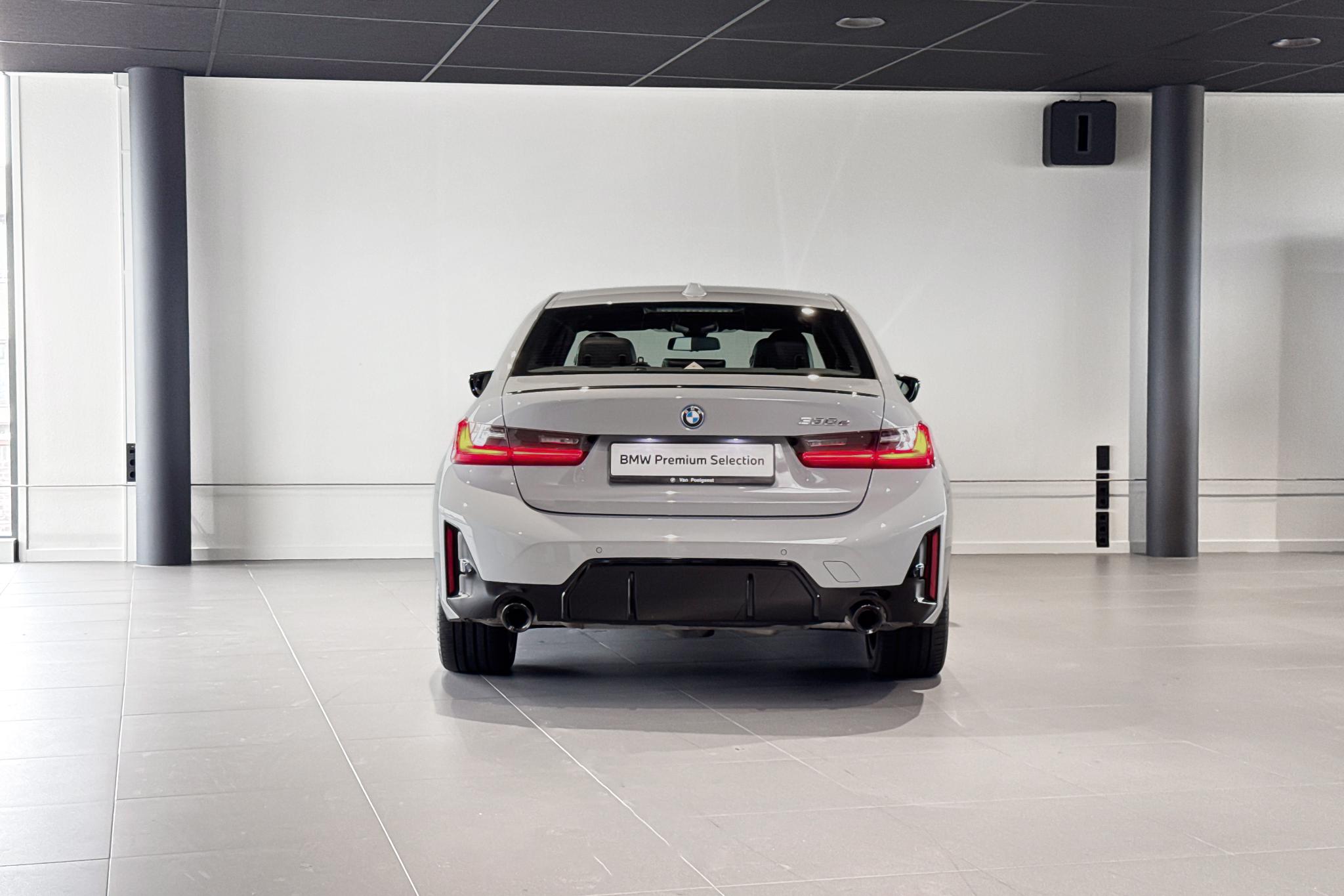Foto van BMW 330e