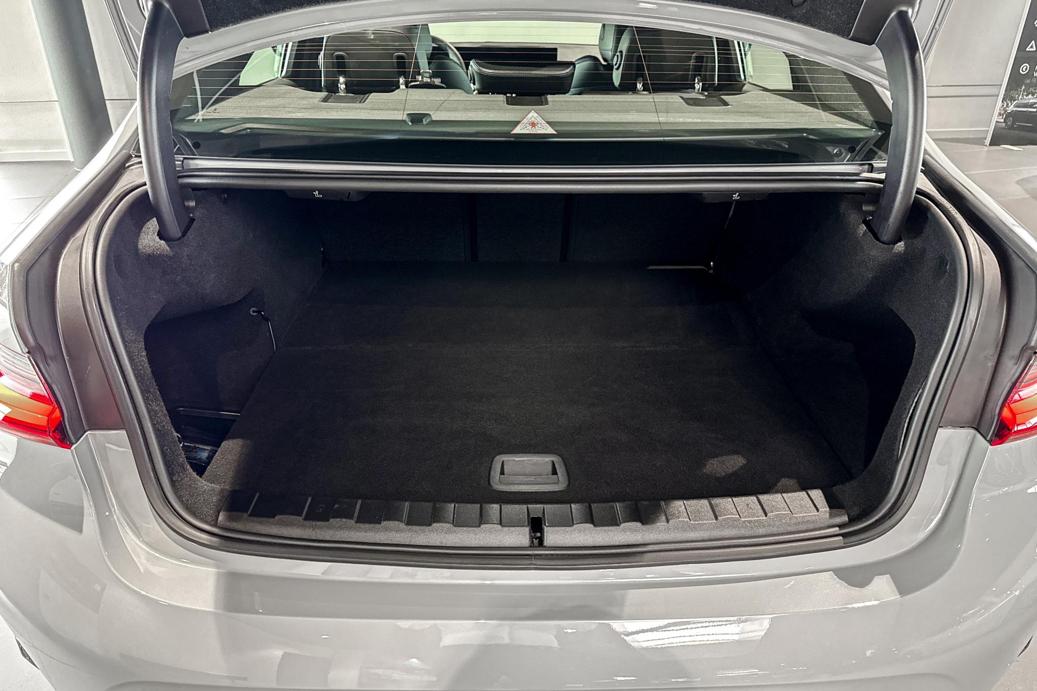 Foto van BMW 330e