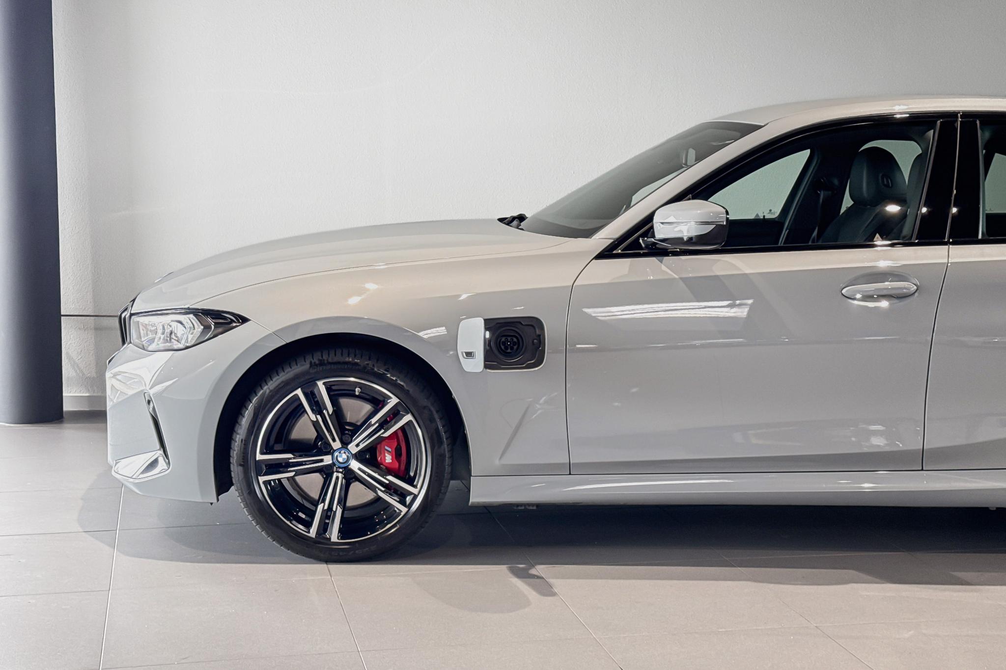 Foto van BMW 330e