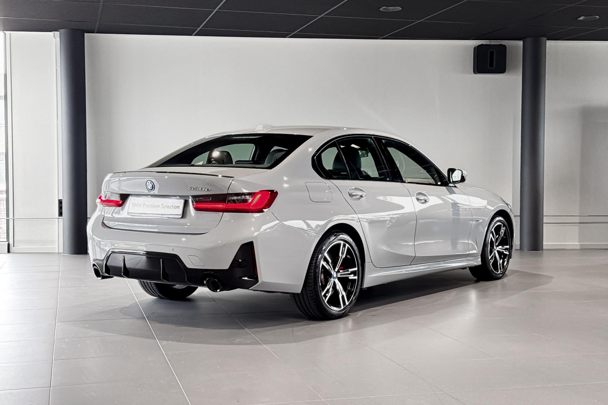 Foto van BMW 330e