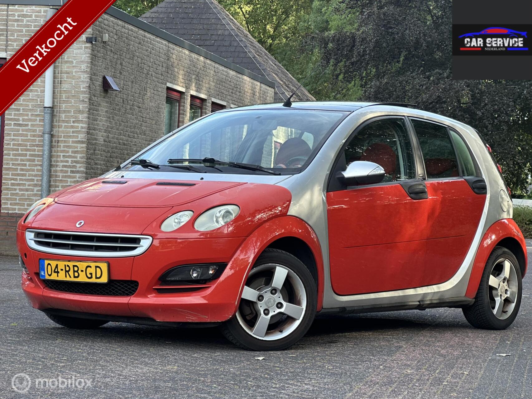 Smart Forfour 1.1 1.1 blackbasic/NAP/APK/INRUILER/LMV/PANO 2005 - voorkant