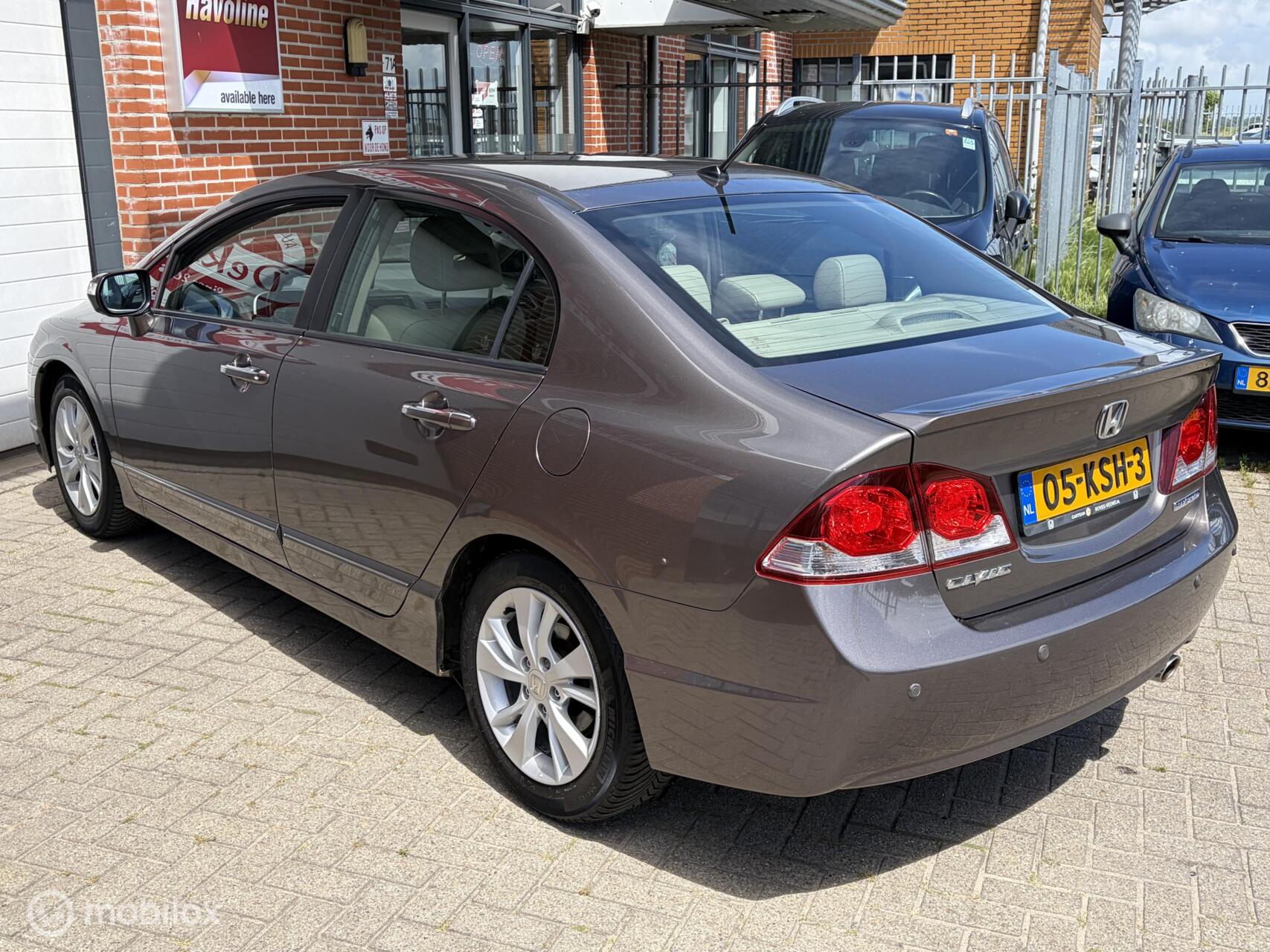 Foto van Honda Civic 4dr Hybrid