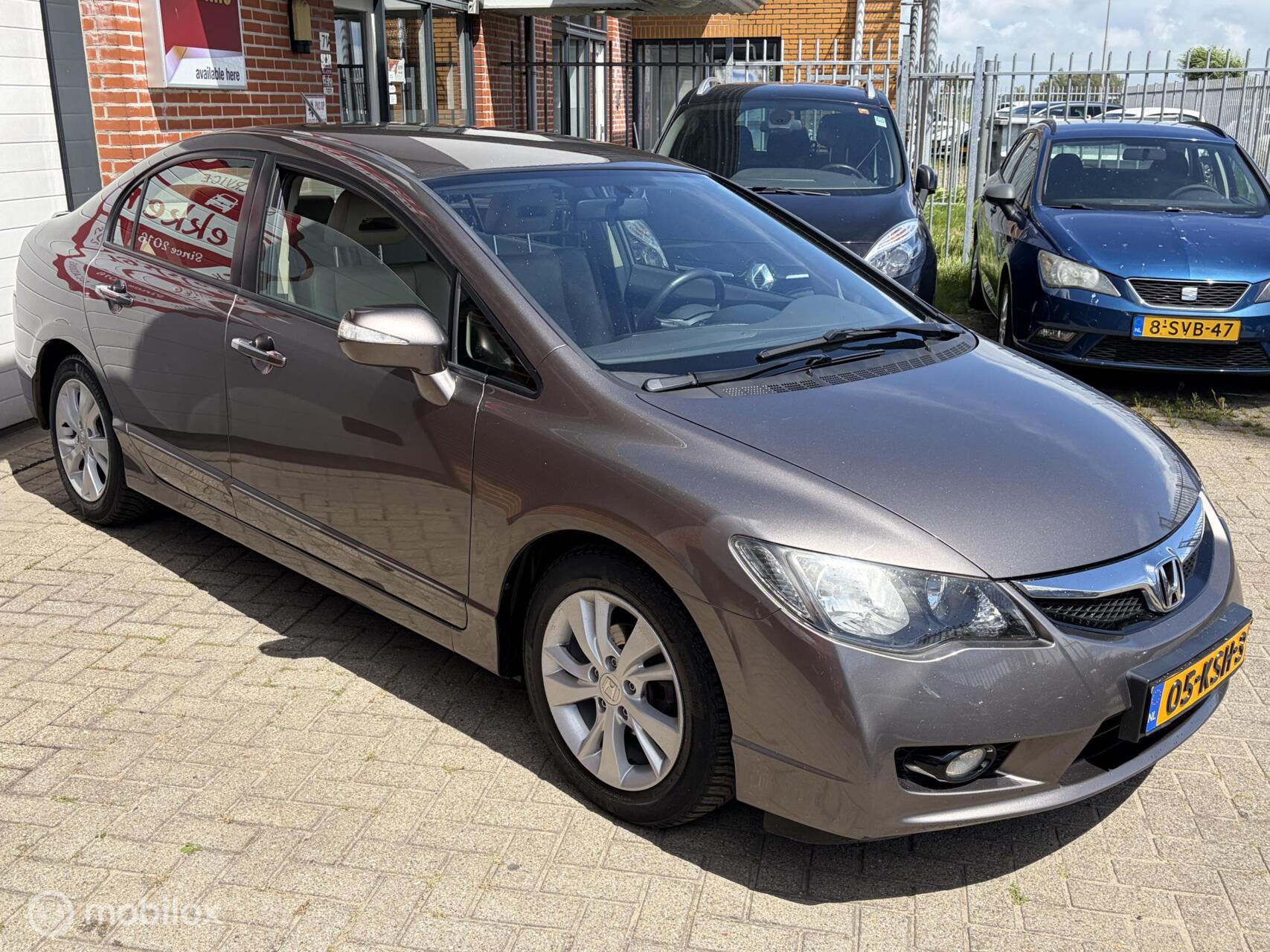 Foto van Honda Civic 4dr Hybrid