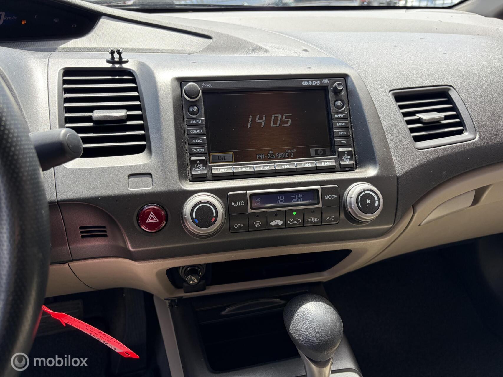 Foto van Honda Civic 4dr Hybrid