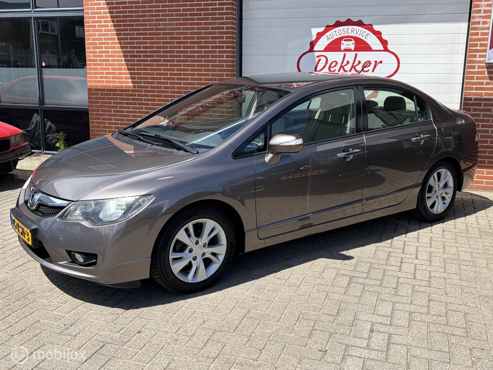 Foto van Honda Civic 4dr Hybrid