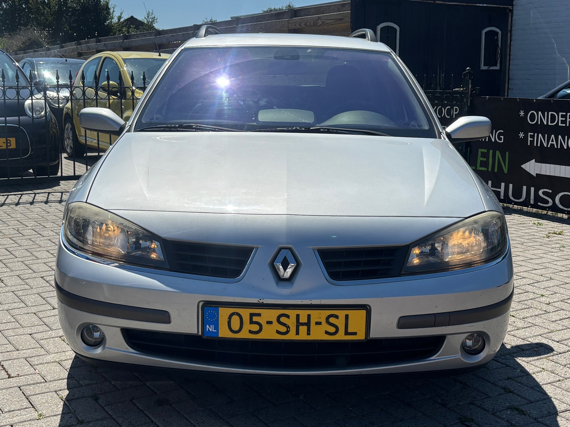 Foto van Renault Laguna Grand Tour