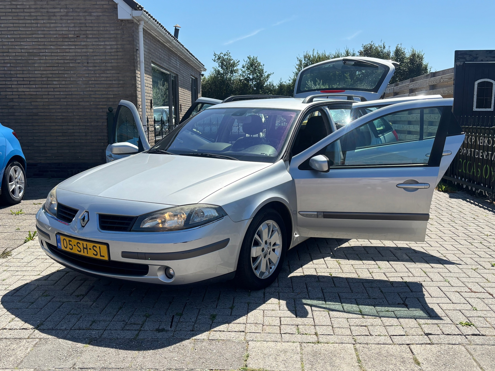 Foto van Renault Laguna Grand Tour