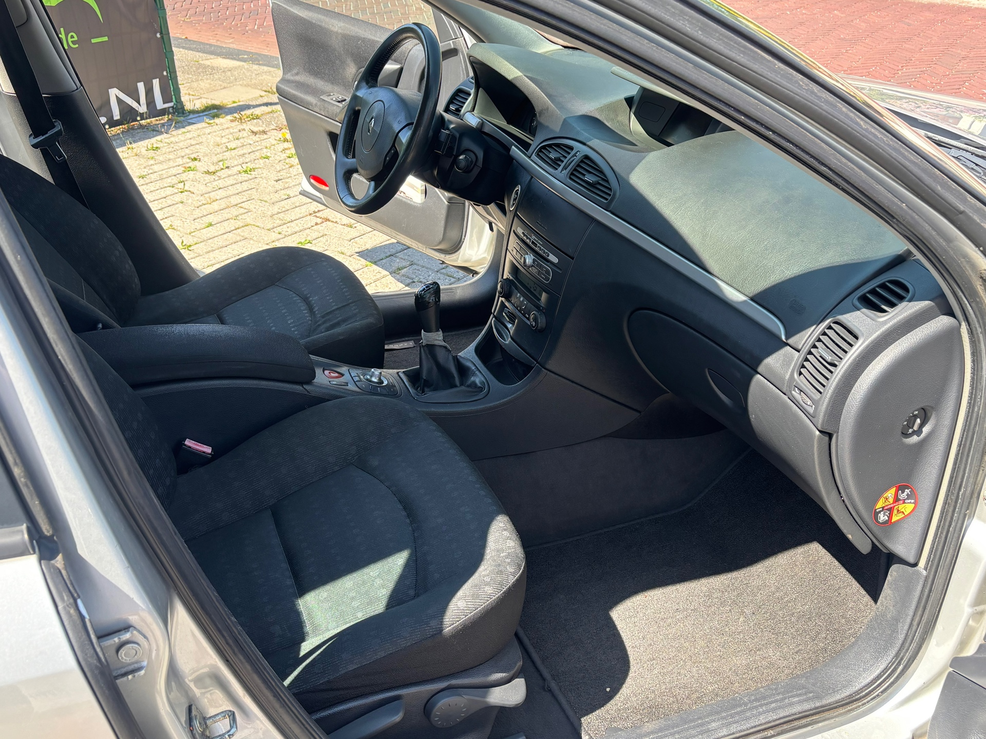 Foto van Renault Laguna Grand Tour
