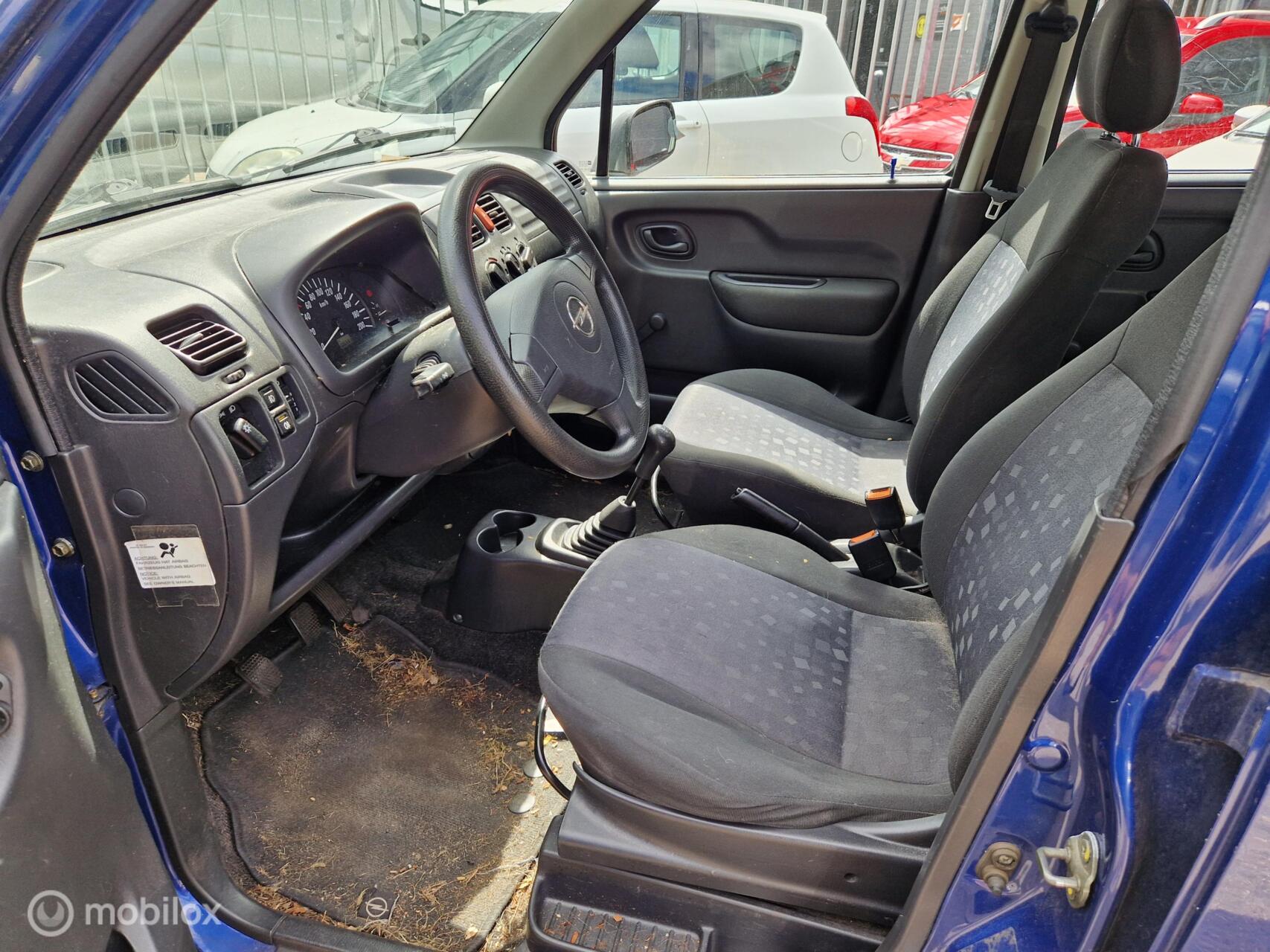 Foto van Opel Agila