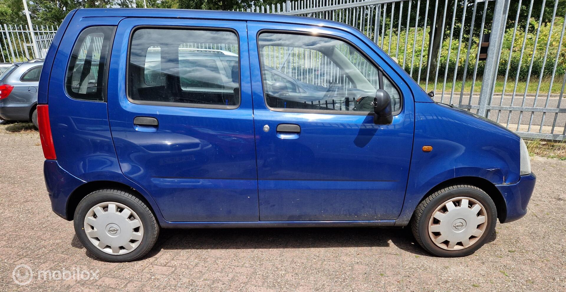 Foto van Opel Agila