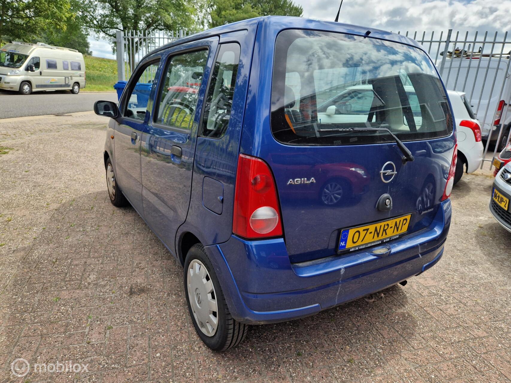 Foto van Opel Agila