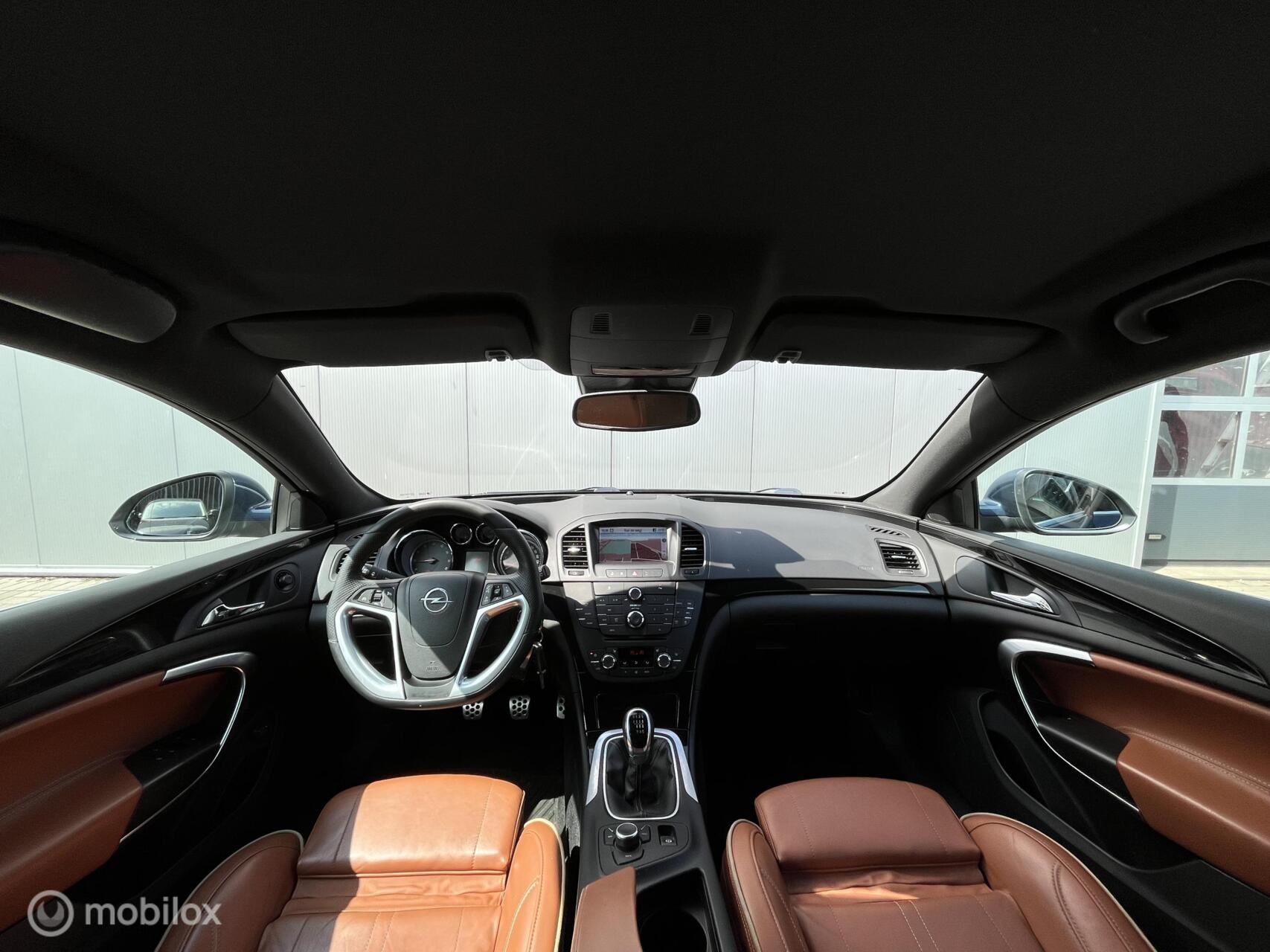 Foto van Opel Insignia Sports Tourer SW