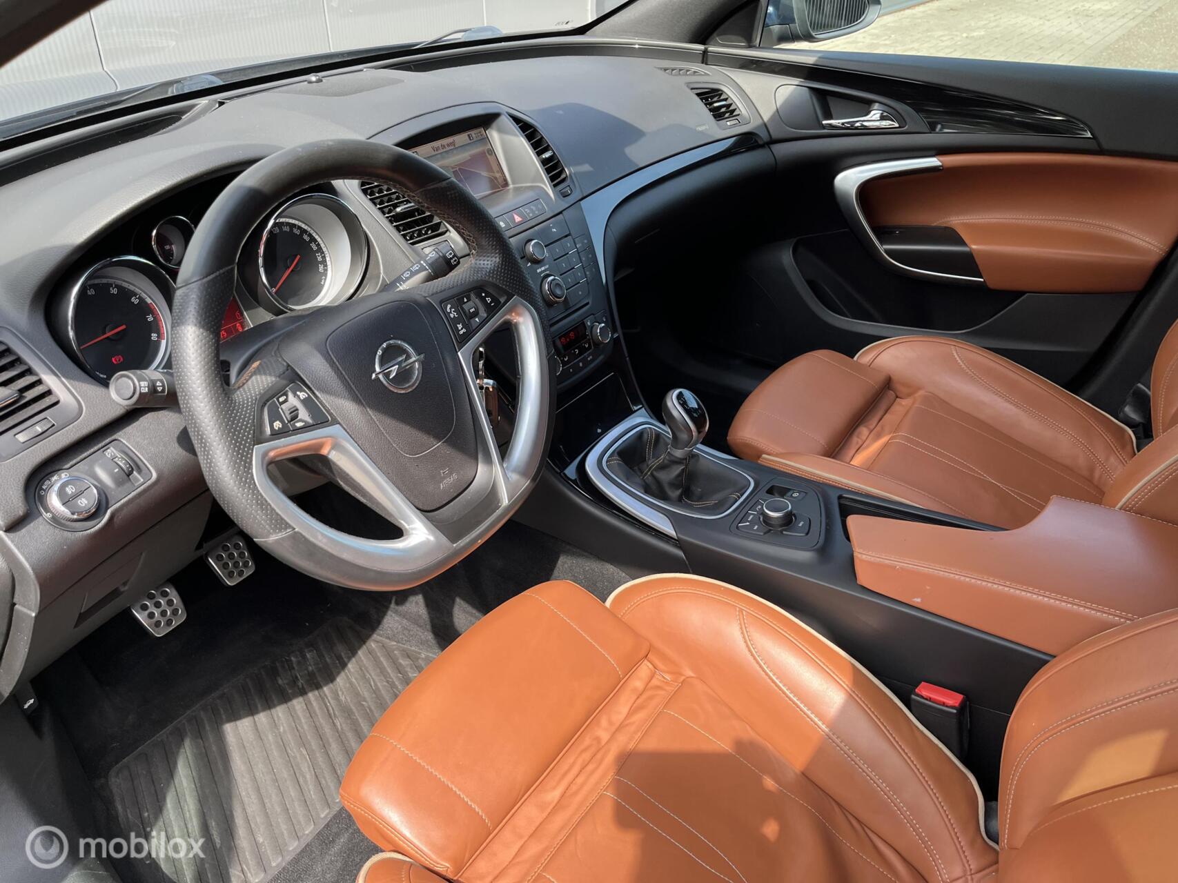 Foto van Opel Insignia Sports Tourer SW