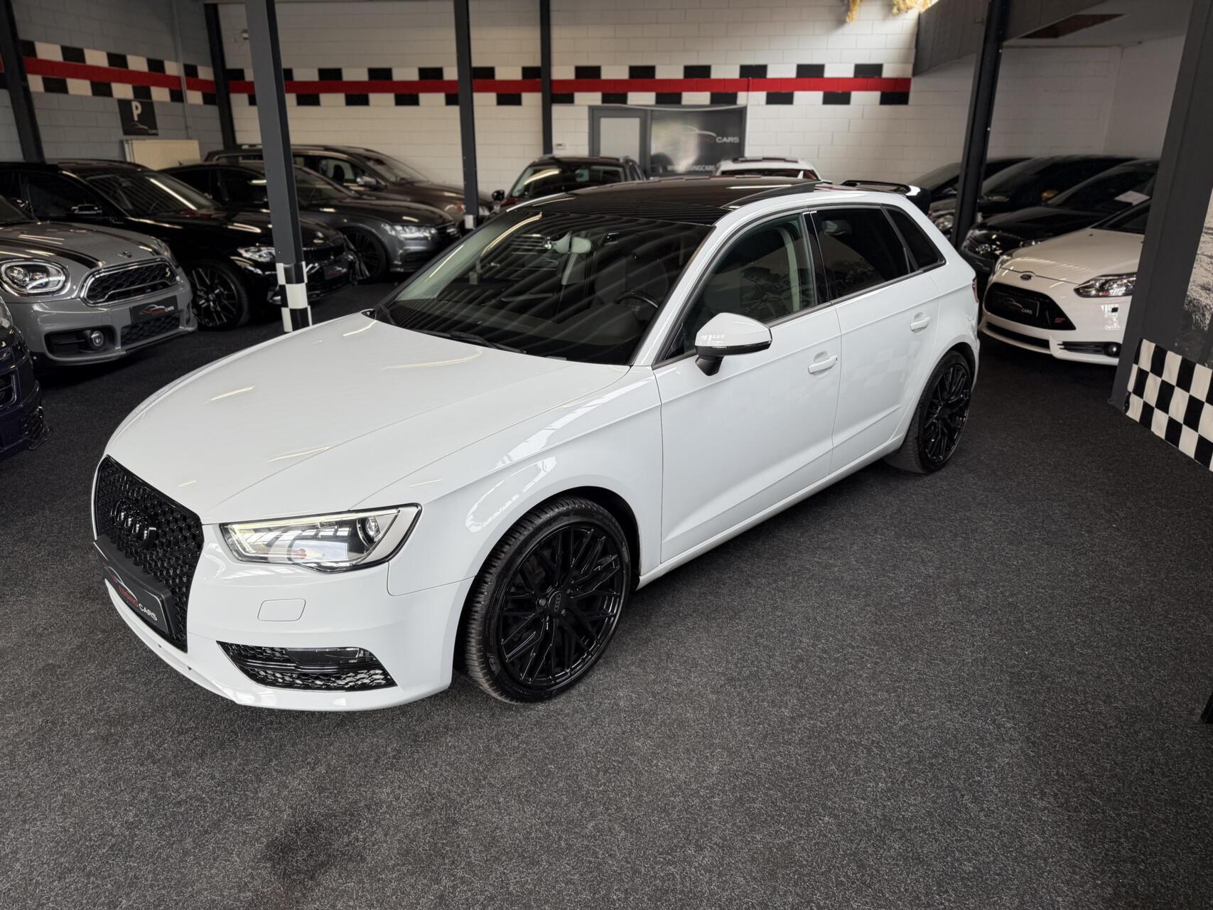 Audi A3 Sportback 1.2 TFSI Ambition Pro Line S 2015 - voorkant