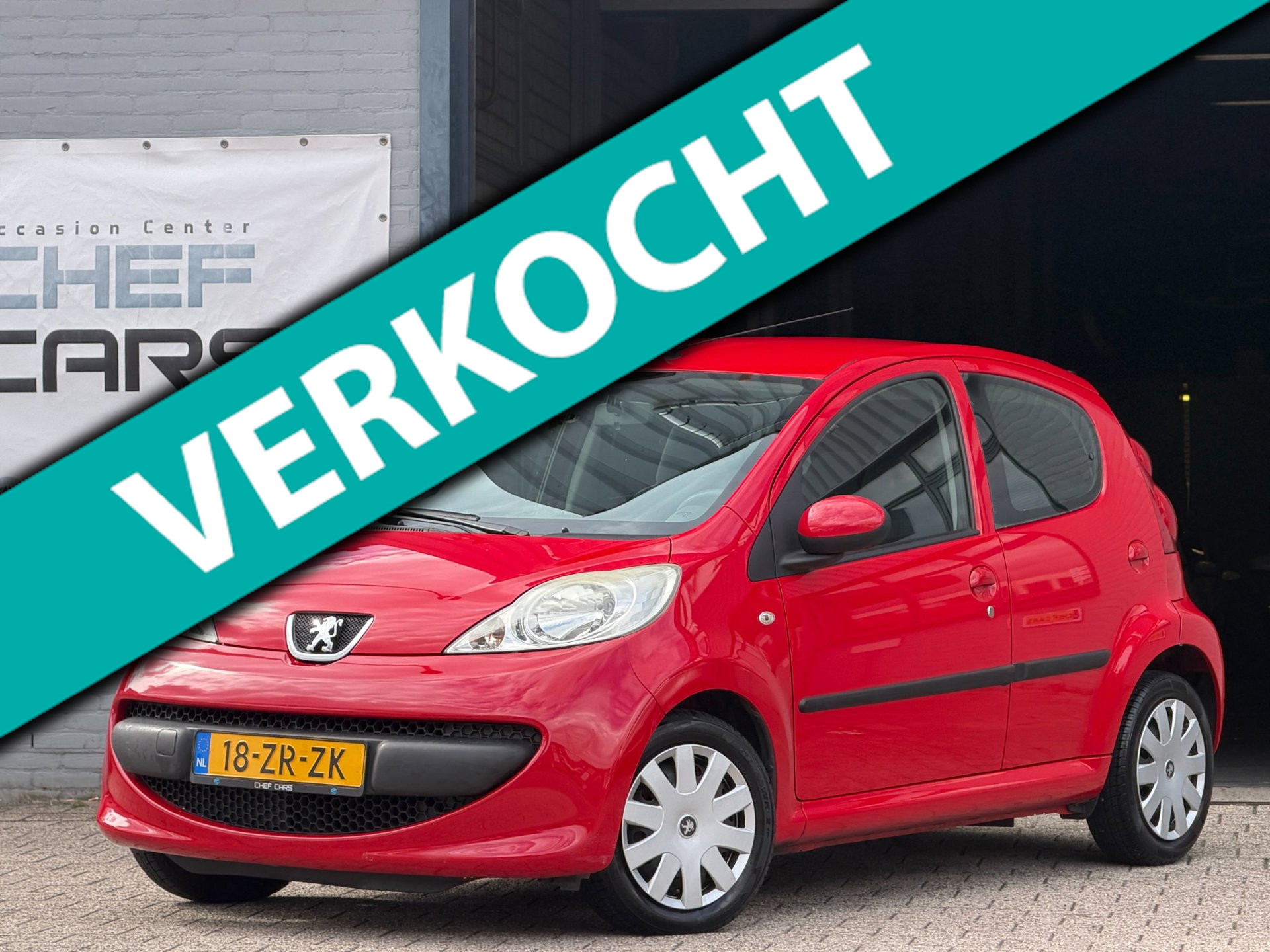 Peugeot 107 1.0-12V XS 2008 - voorkant