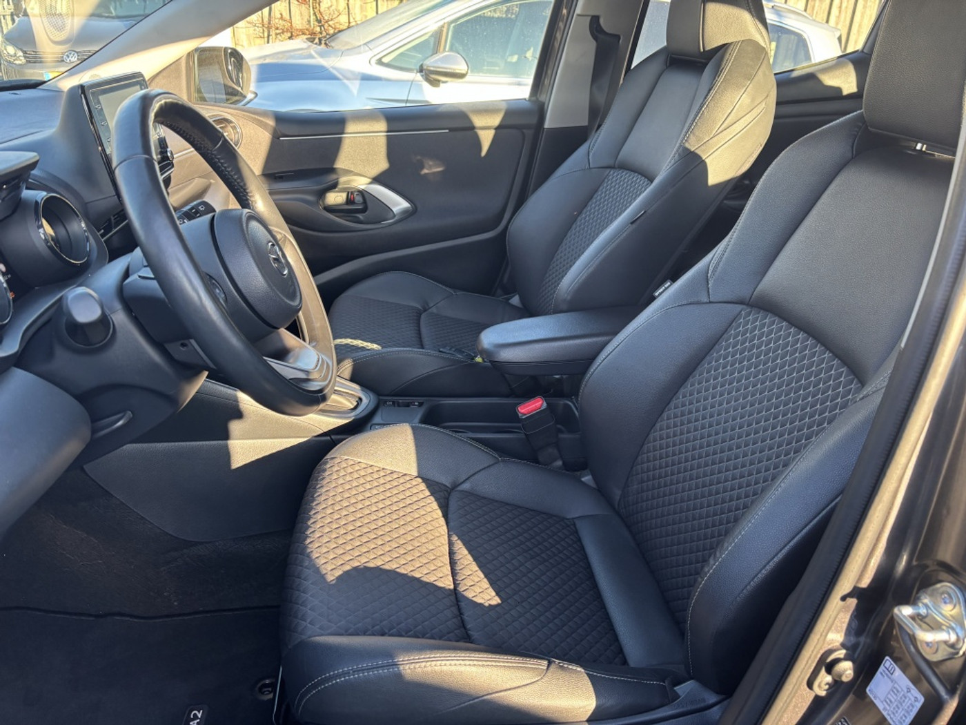 Foto van Mazda 2 Hybrid