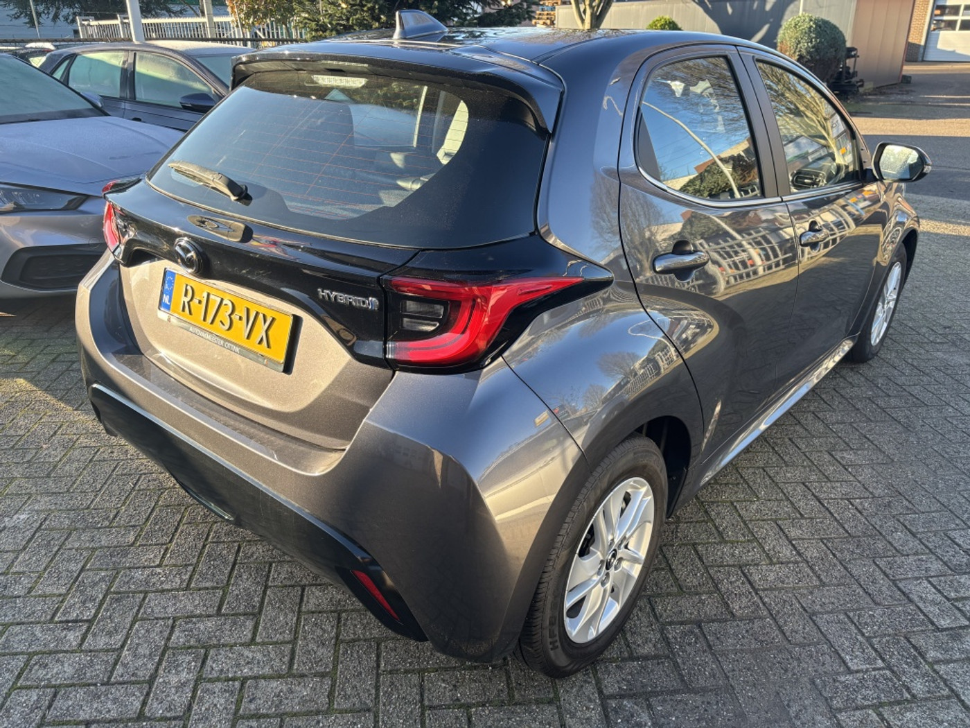 Foto van Mazda 2 Hybrid