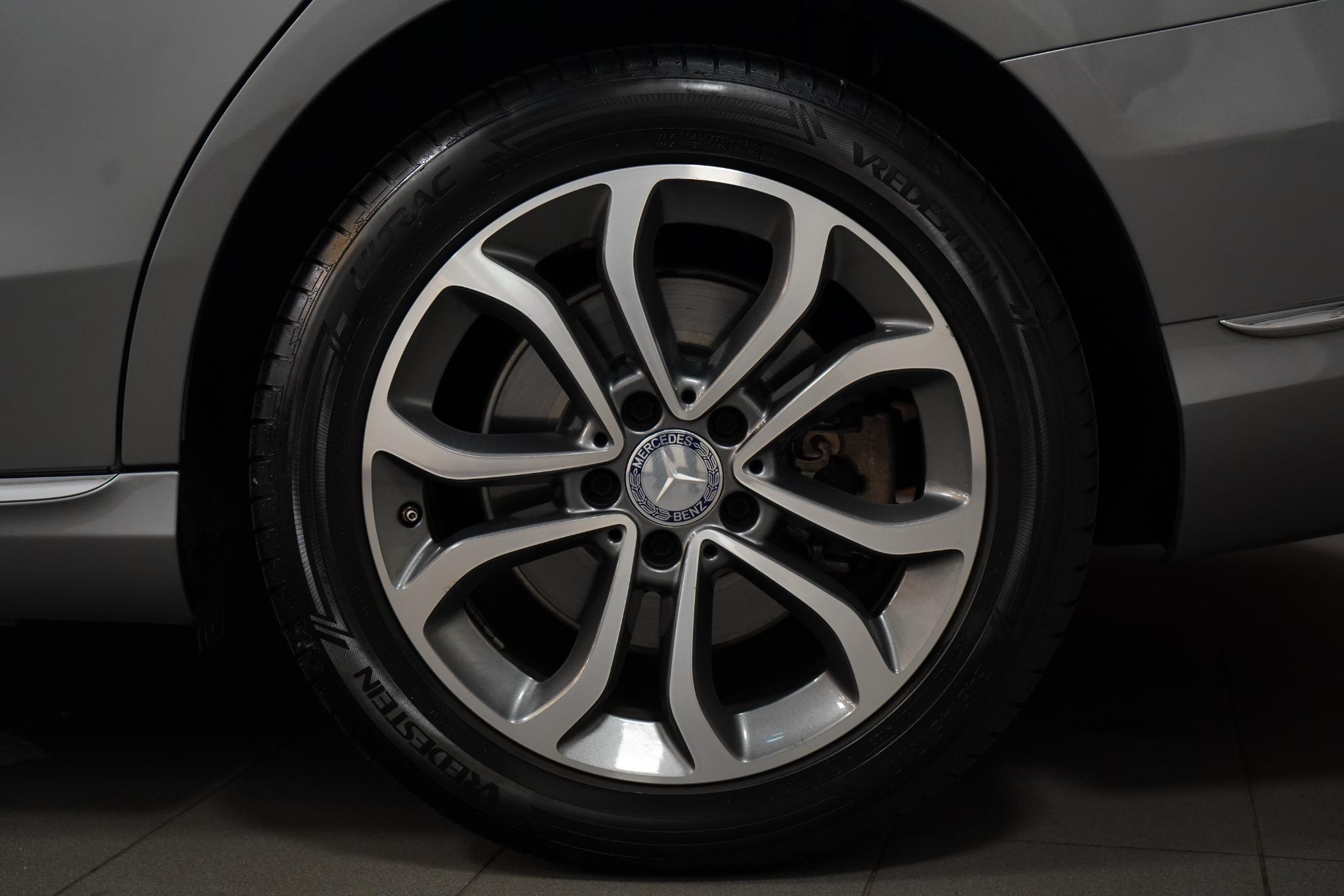 Foto van Mercedes-Benz C 180