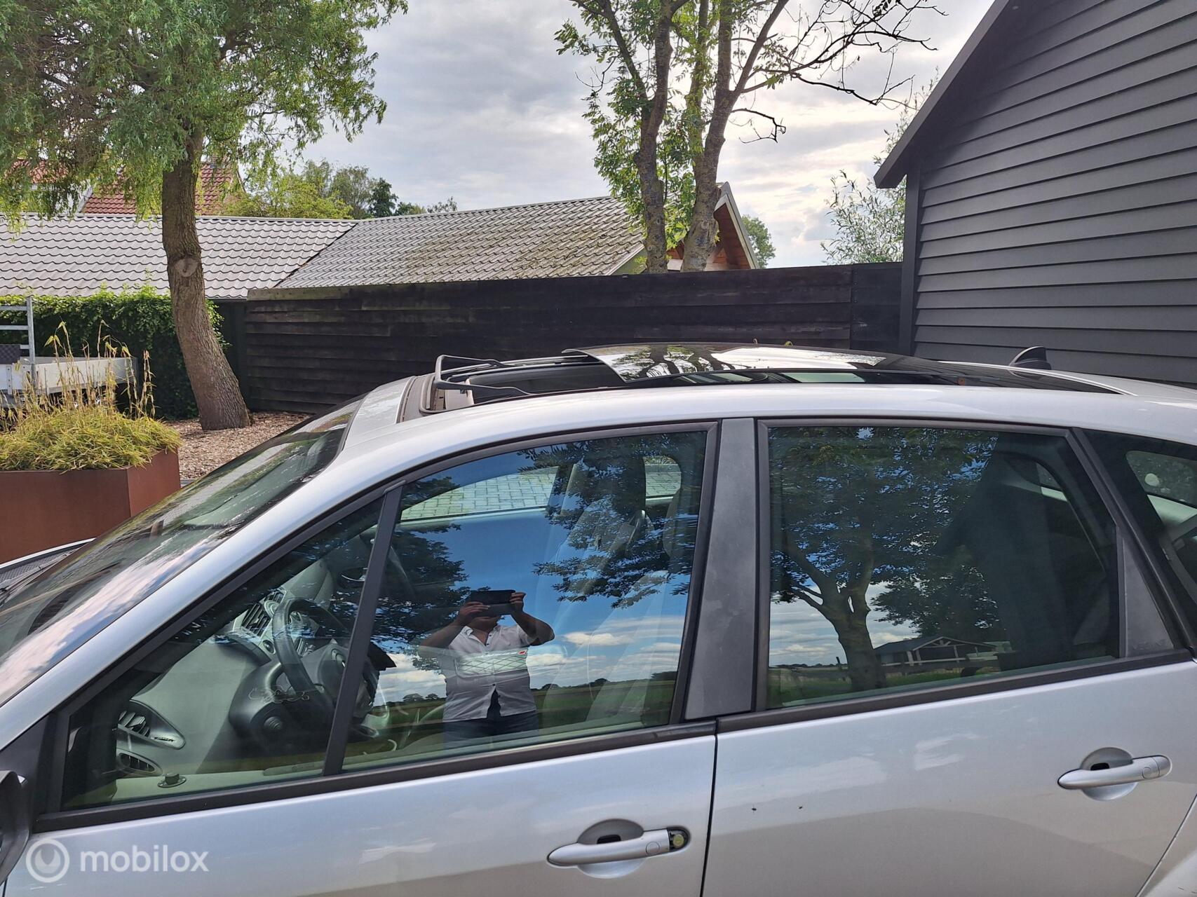 Foto van Renault Megane Scenic