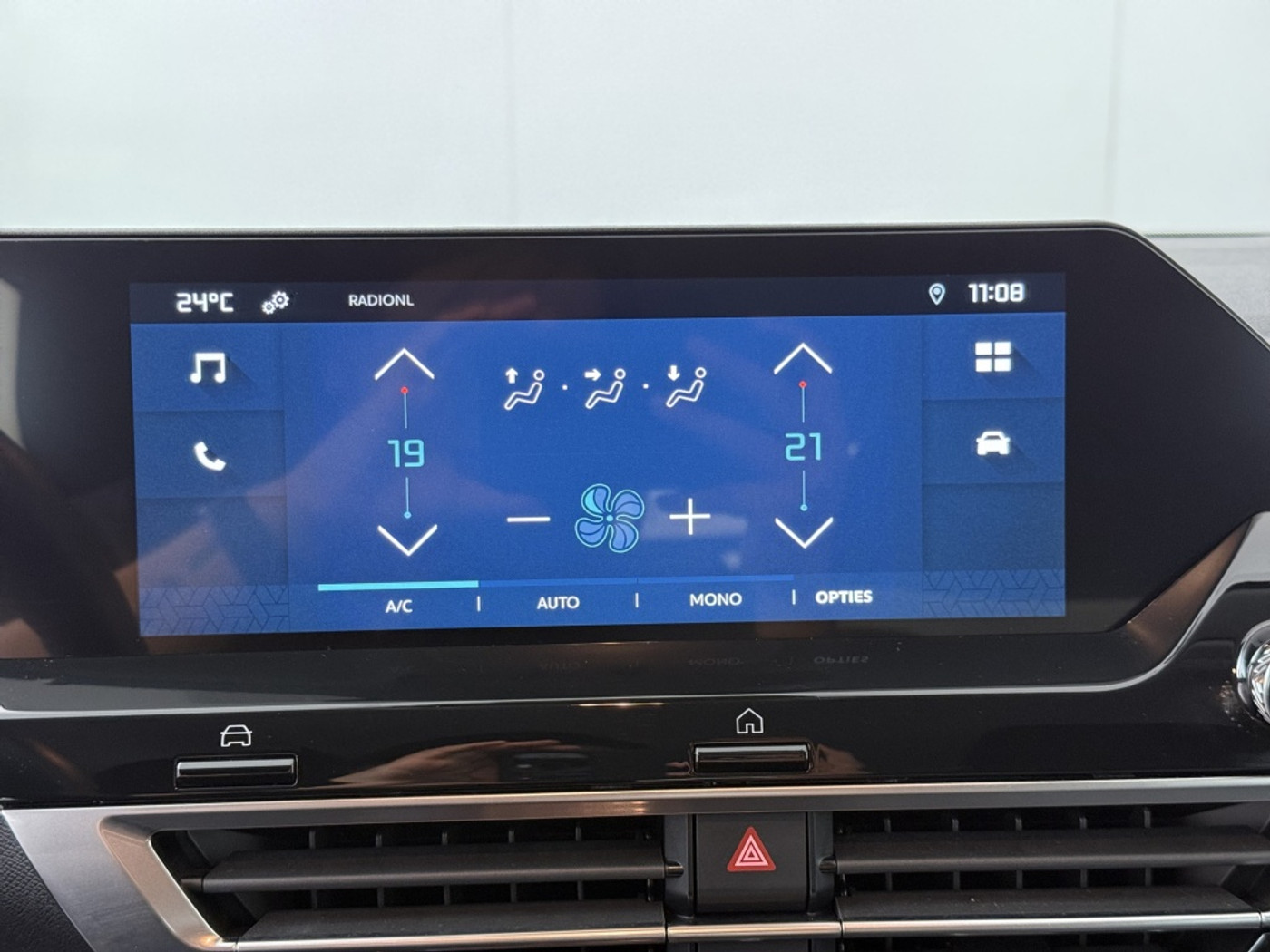 Foto van Citroen E-c4