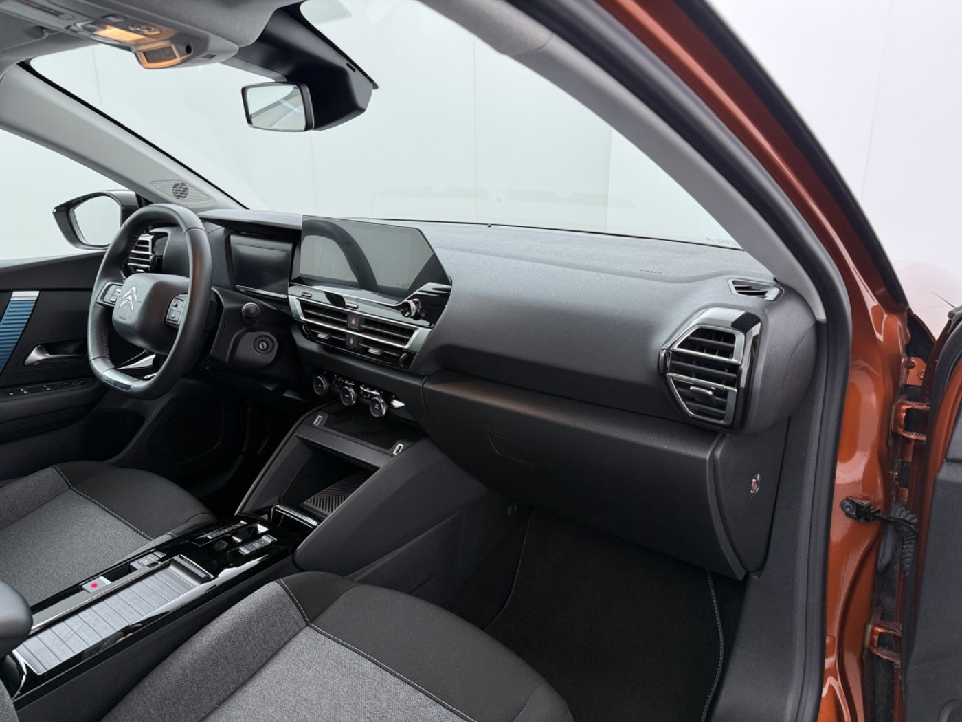 Foto van Citroen E-c4