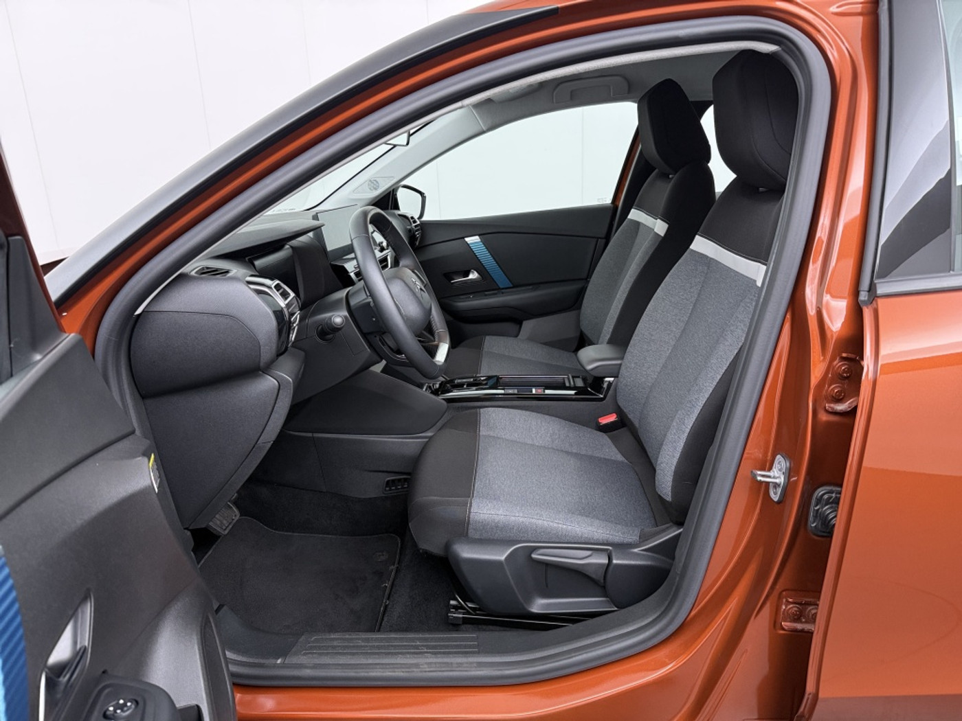 Foto van Citroen E-c4
