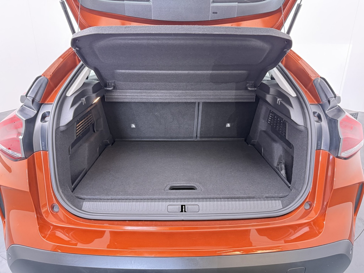 Foto van Citroen E-c4