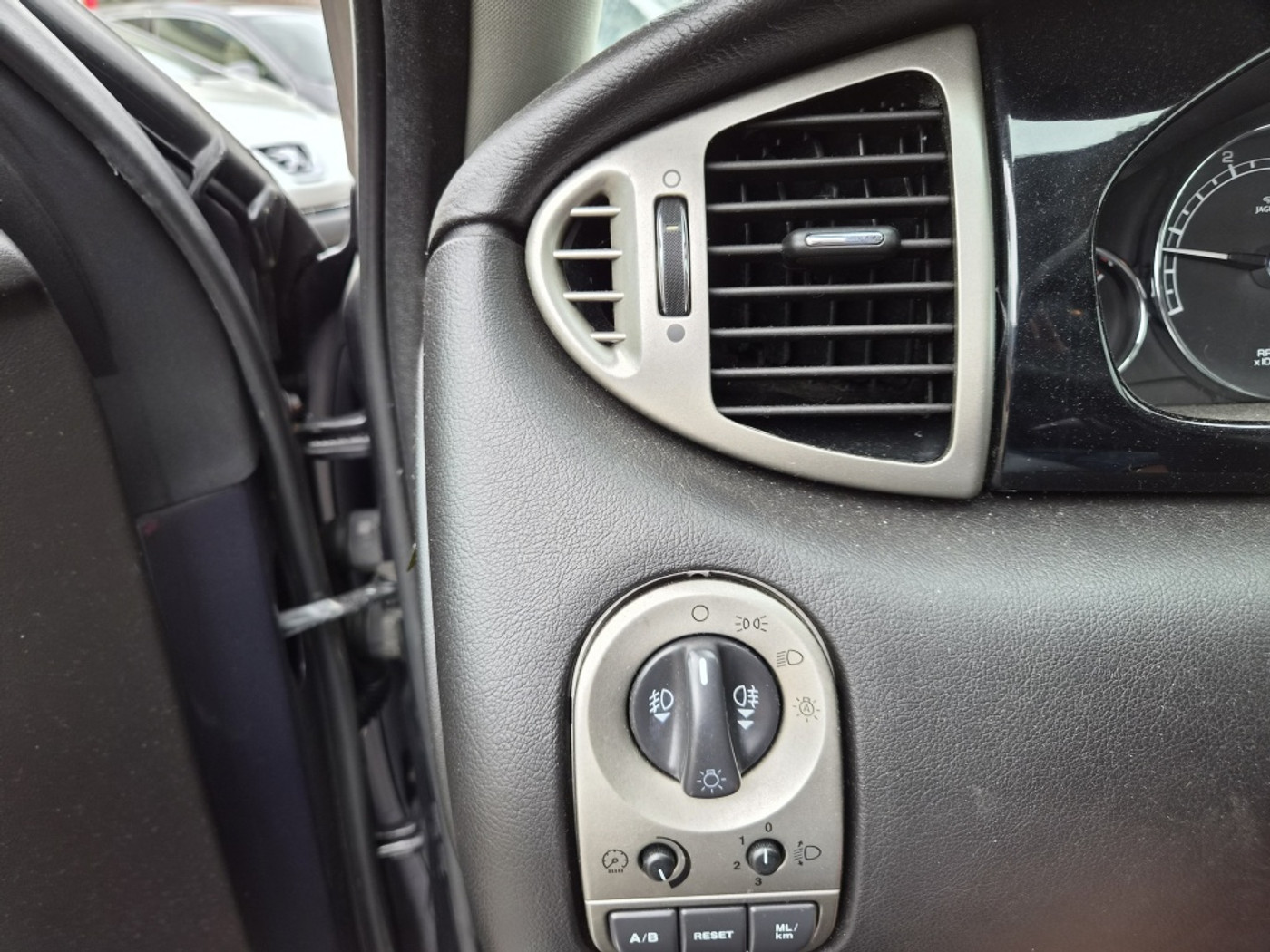 Foto van Jaguar X-type 2.2d I4 Executive