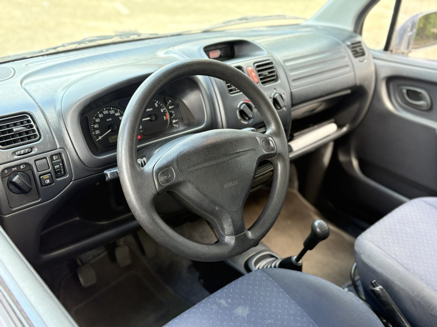 Foto van Suzuki Wagon R