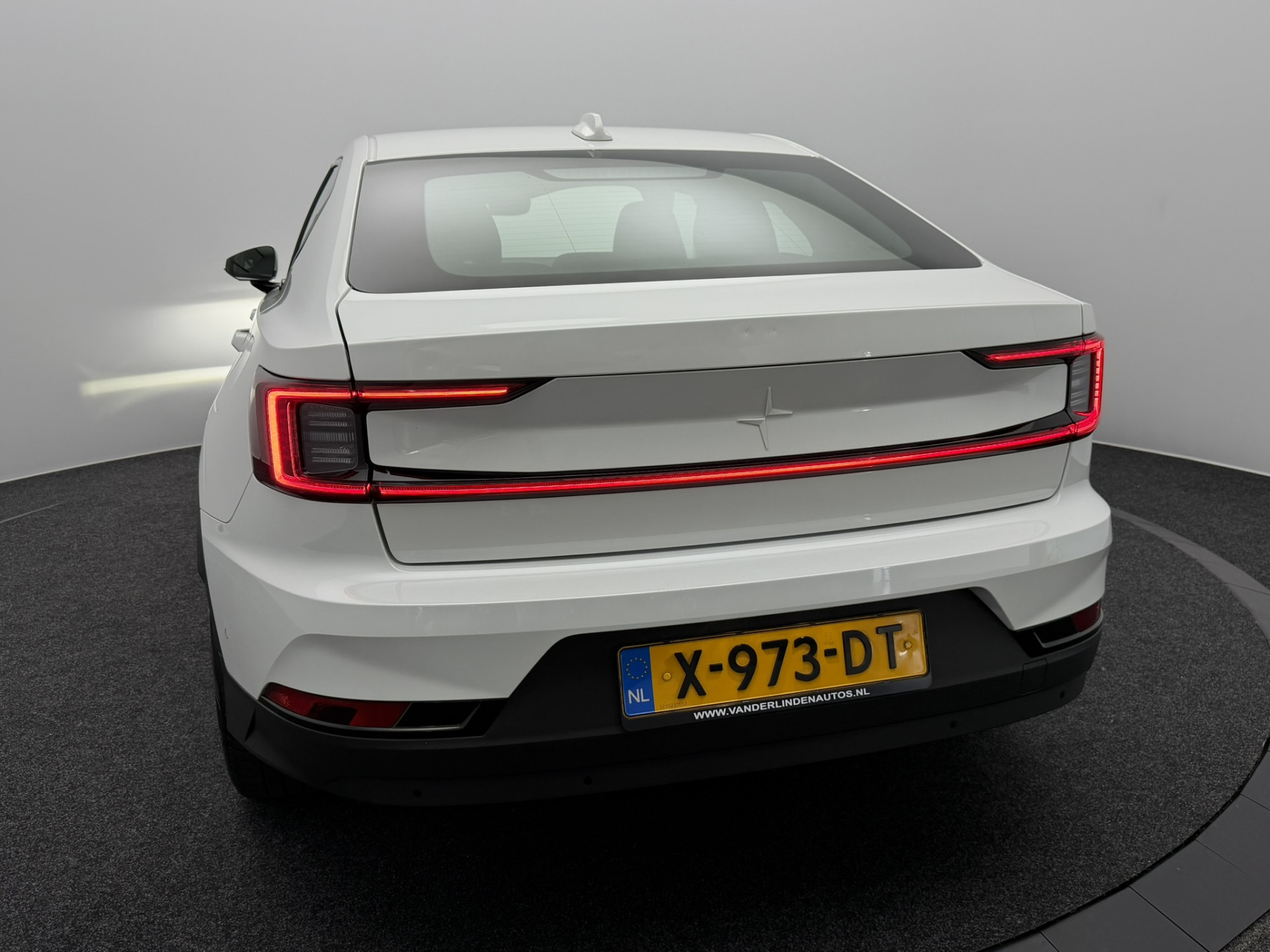 Foto van Polestar Polestar 2
