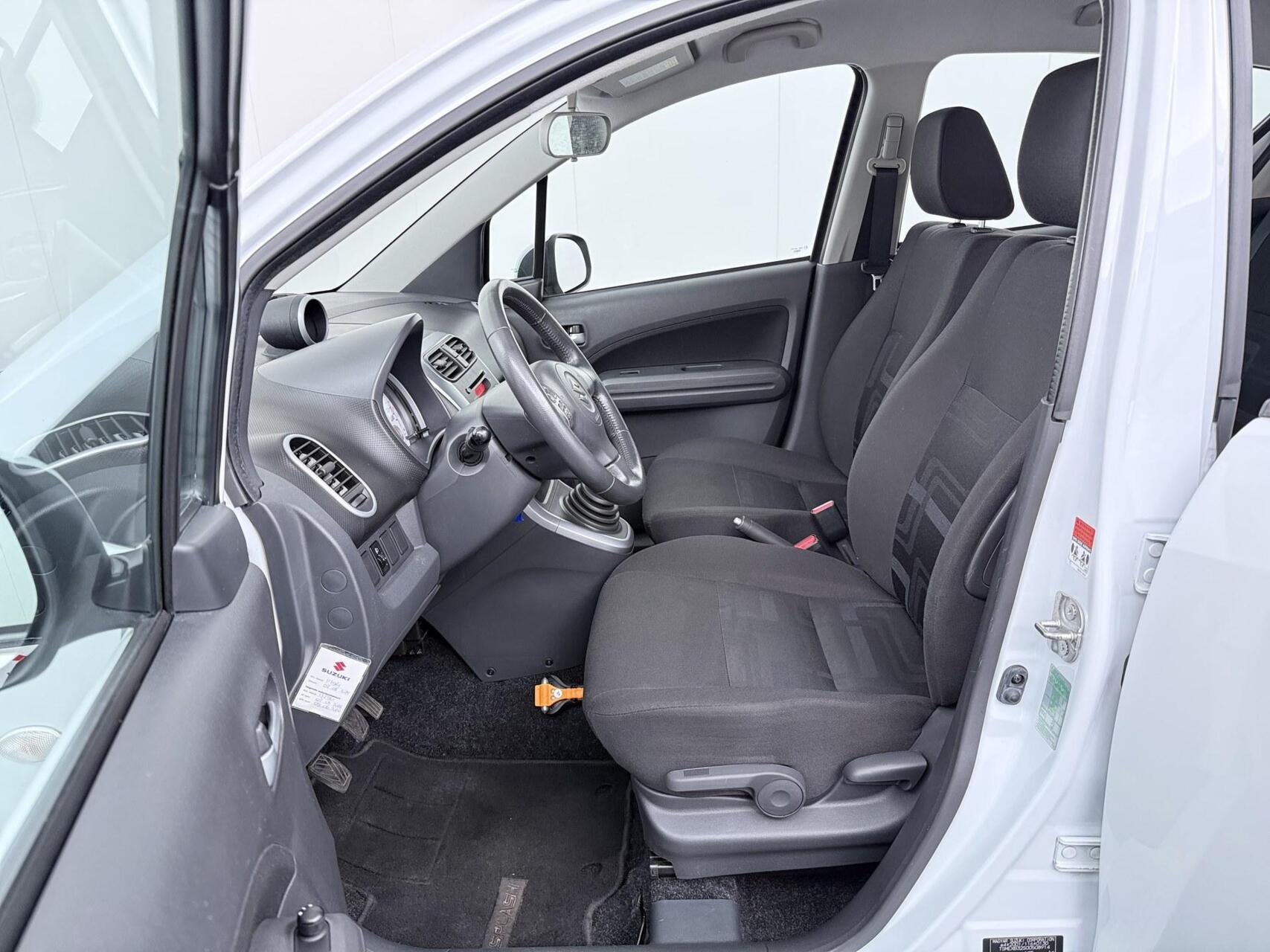 Foto van Suzuki Splash