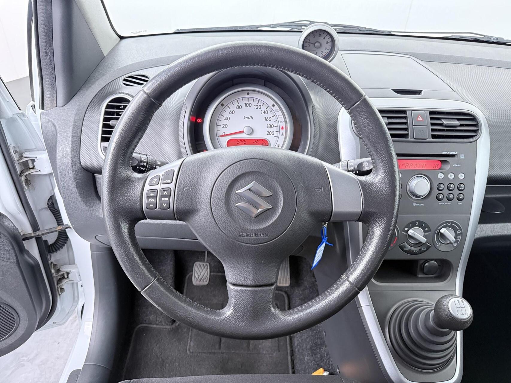 Foto van Suzuki Splash
