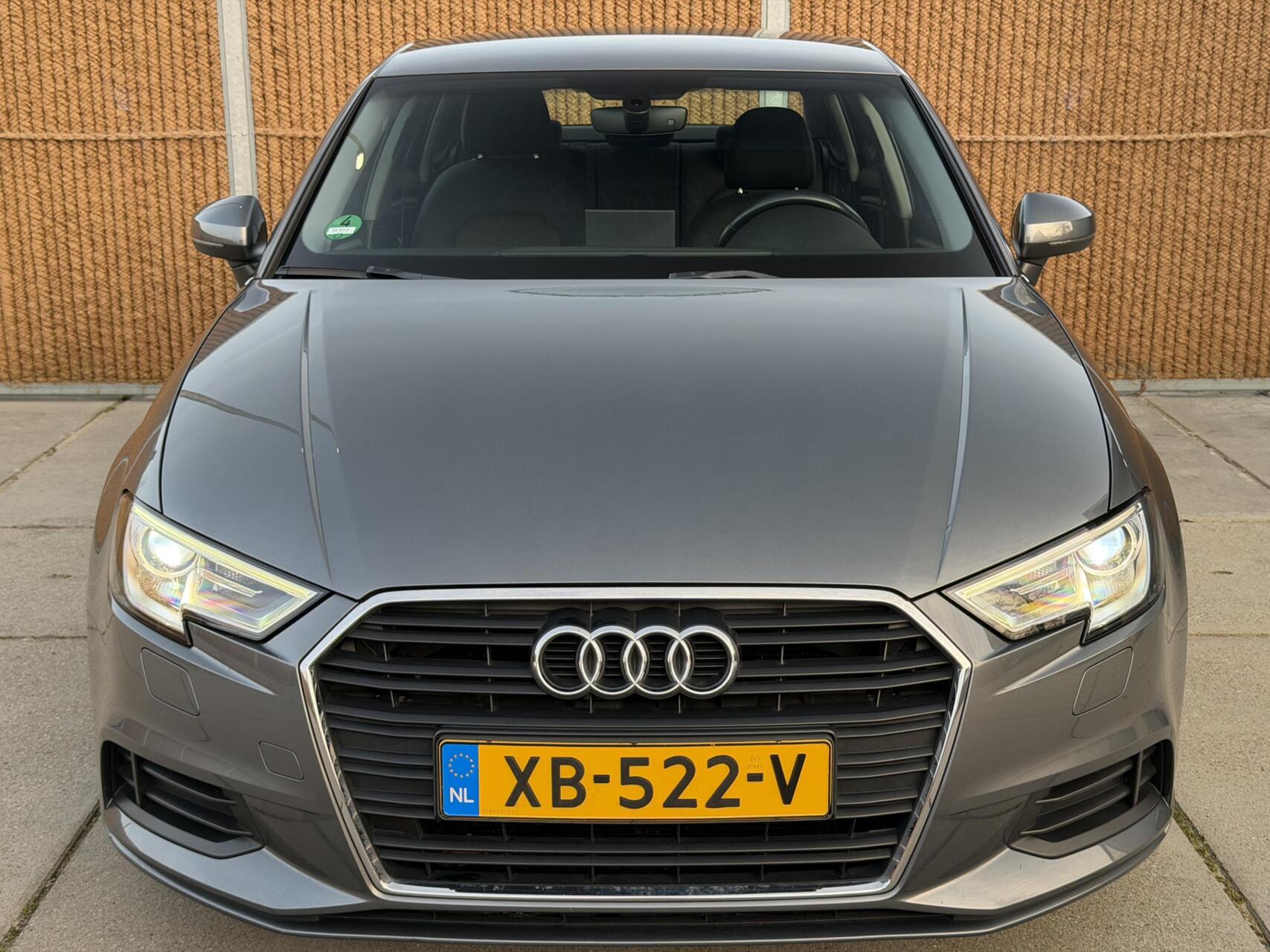 Foto van Audi A3 Limousine