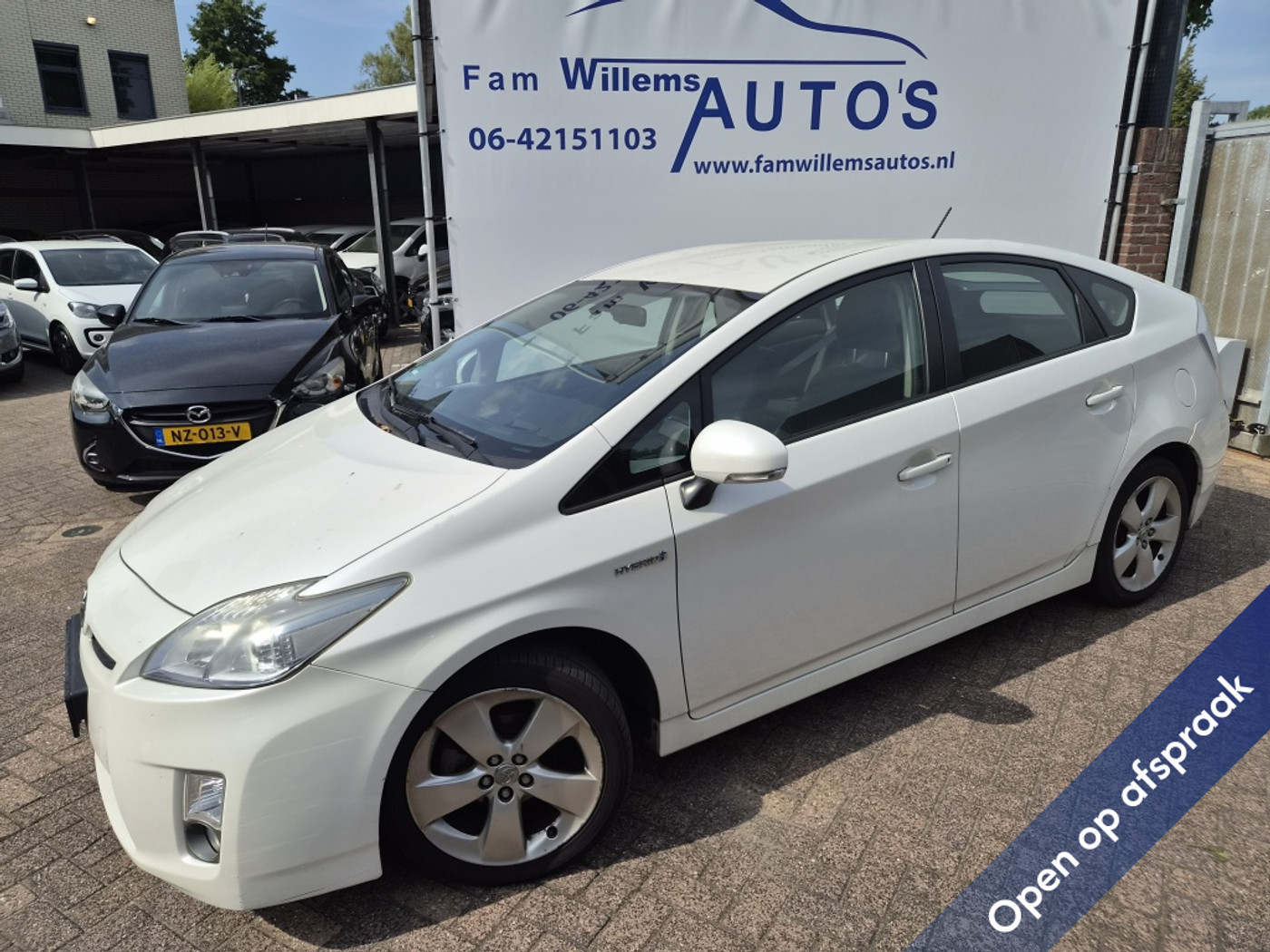 Toyota Toyota Prius 1.8 Aspiration Hud Clima Nap Schade dak 2010 - voorkant