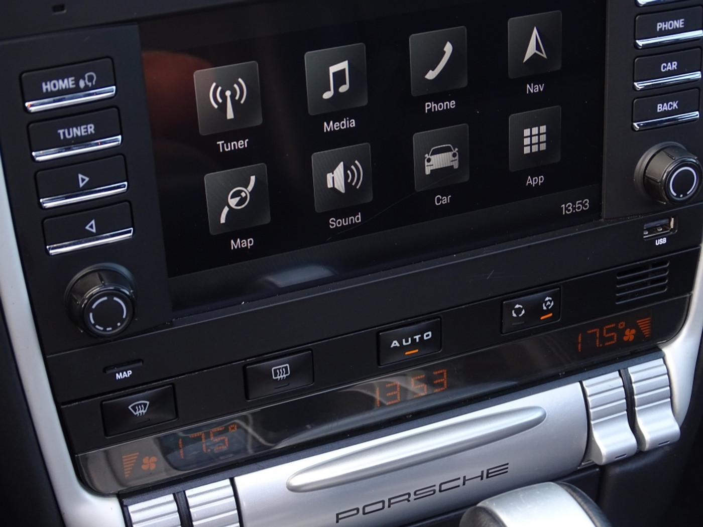 Foto van Porsche Cayenne Turbo