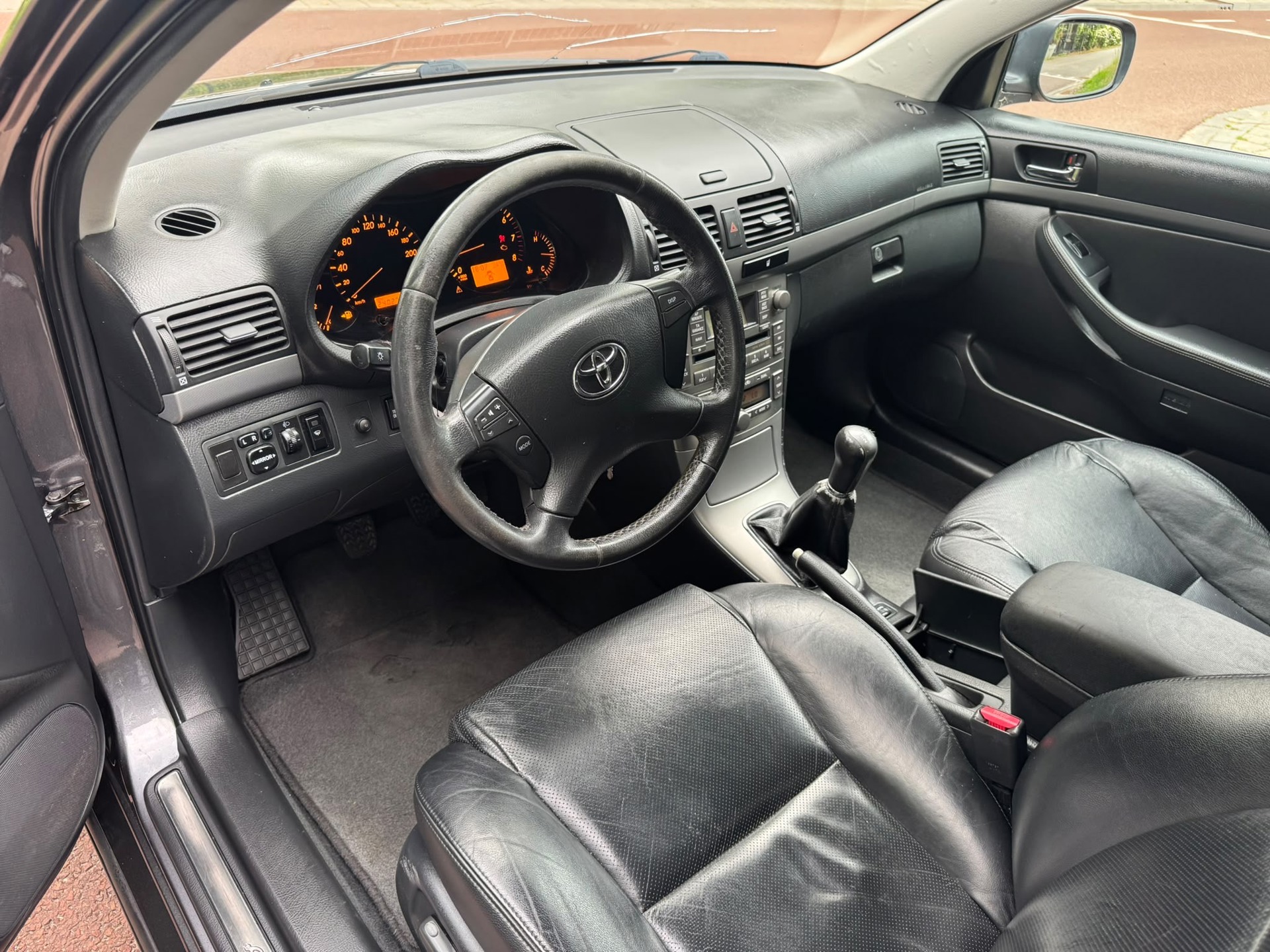 Foto van Toyota Toyota Avensis