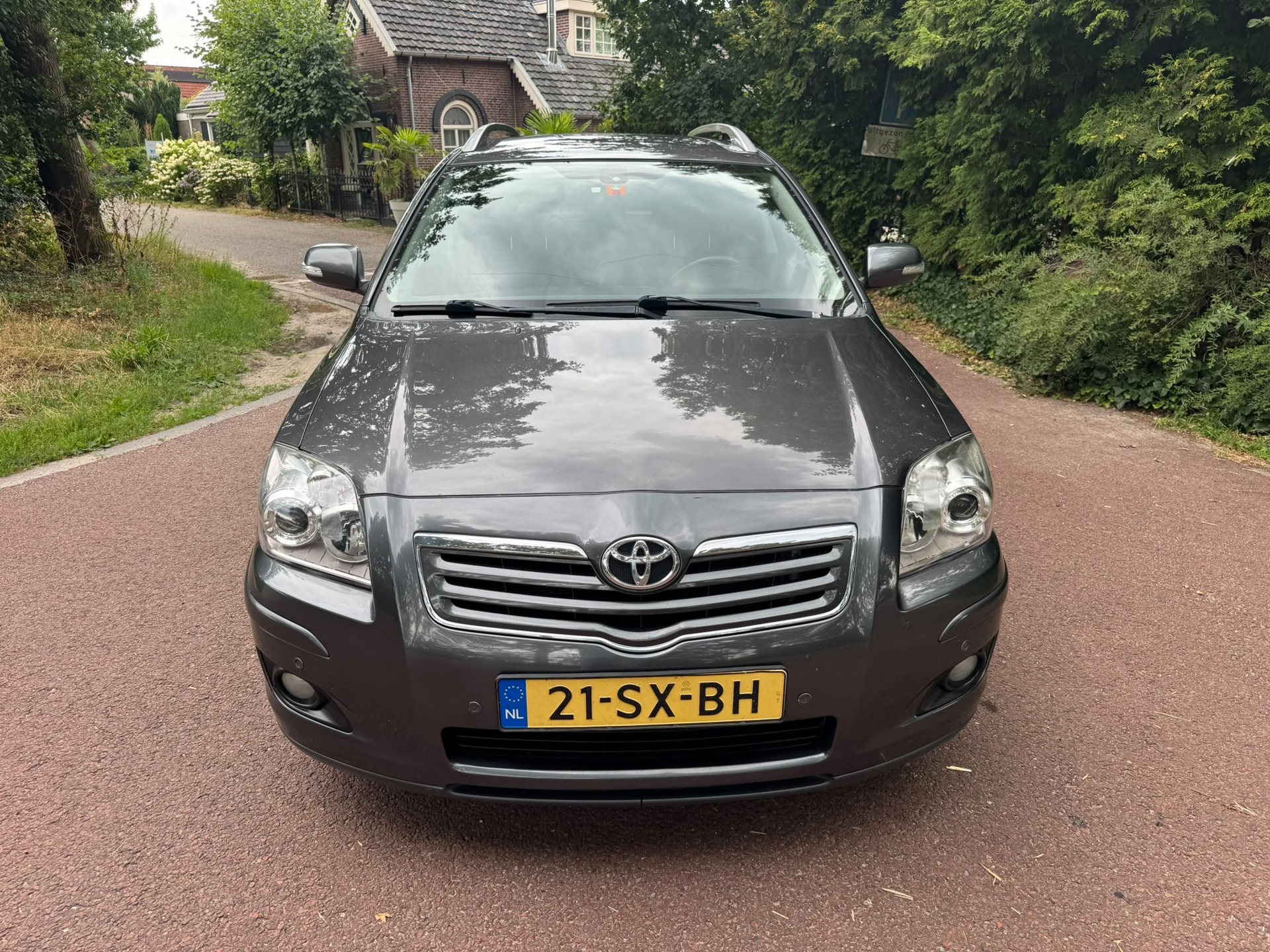 Foto van Toyota Toyota Avensis