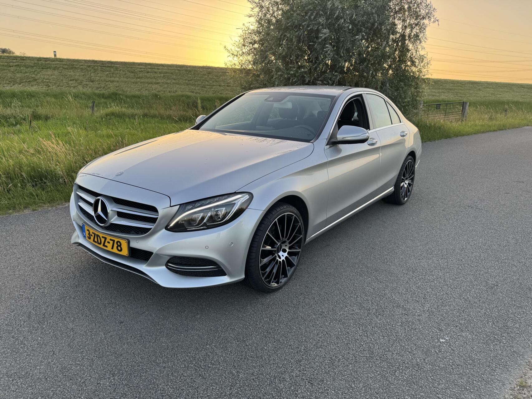 Foto van Mercedes-Benz C 180