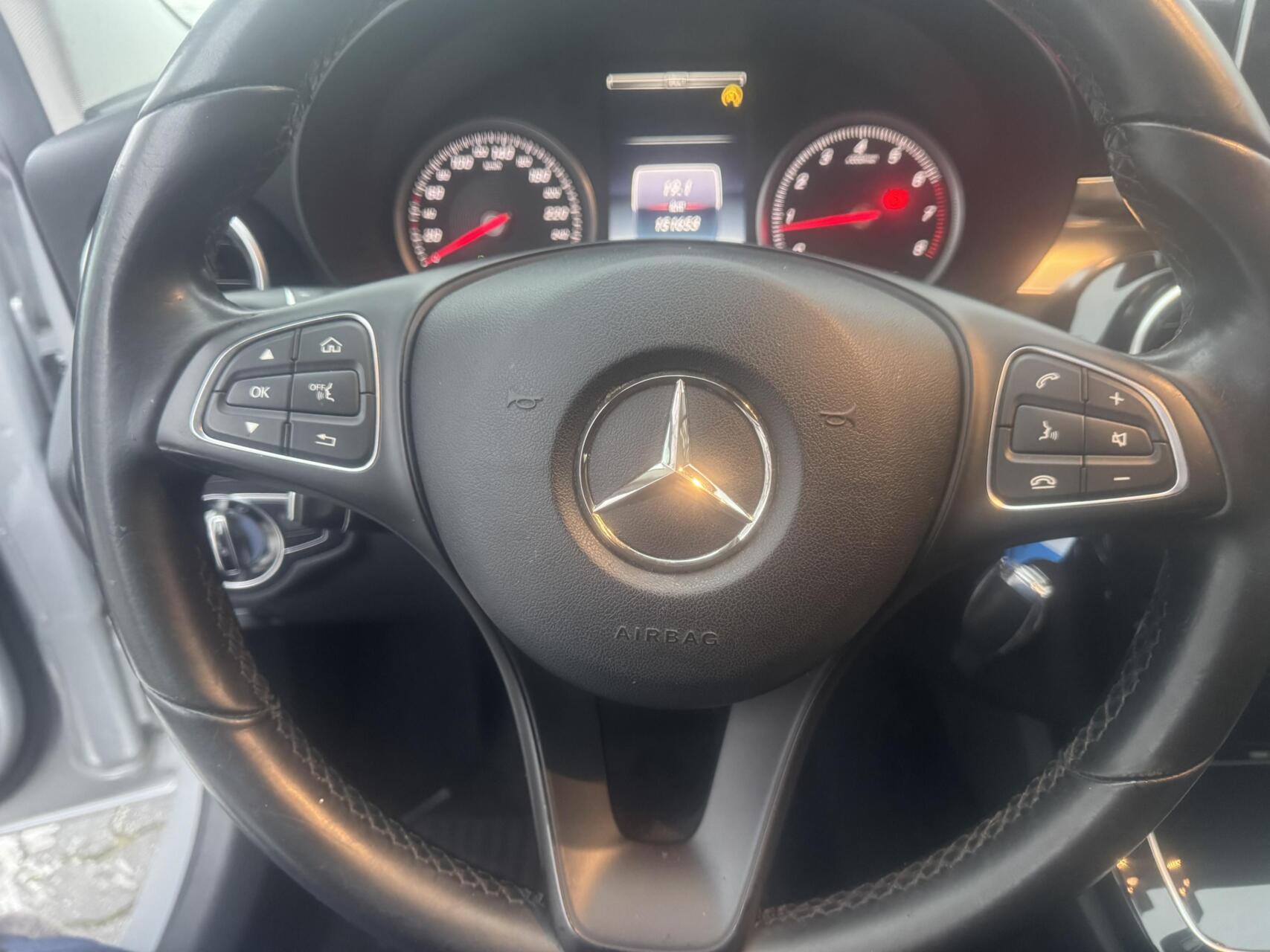 Foto van Mercedes-Benz C 180