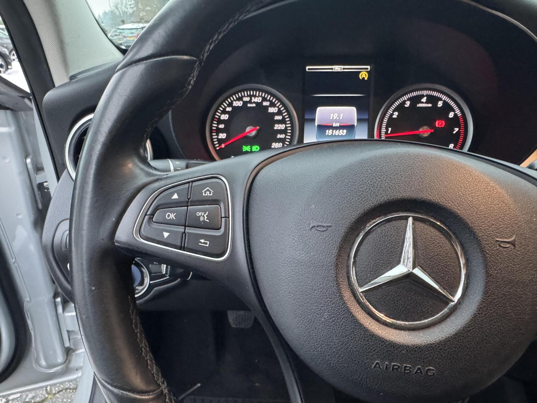 Foto van Mercedes-Benz C 180