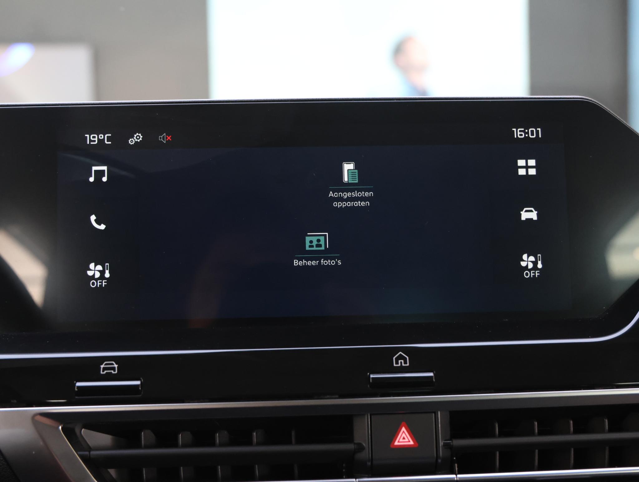 Foto van Citroen E-c4