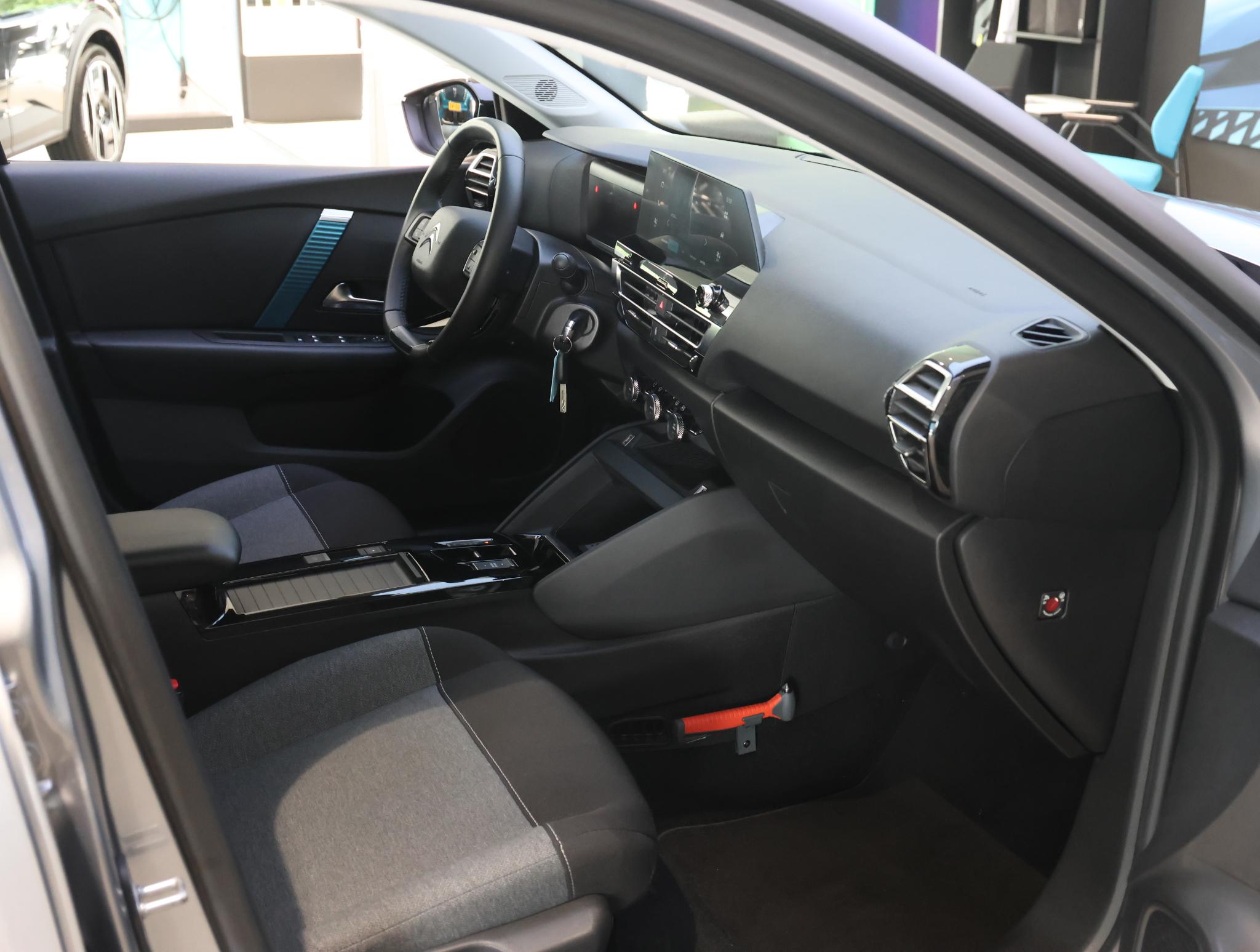 Foto van Citroen E-c4