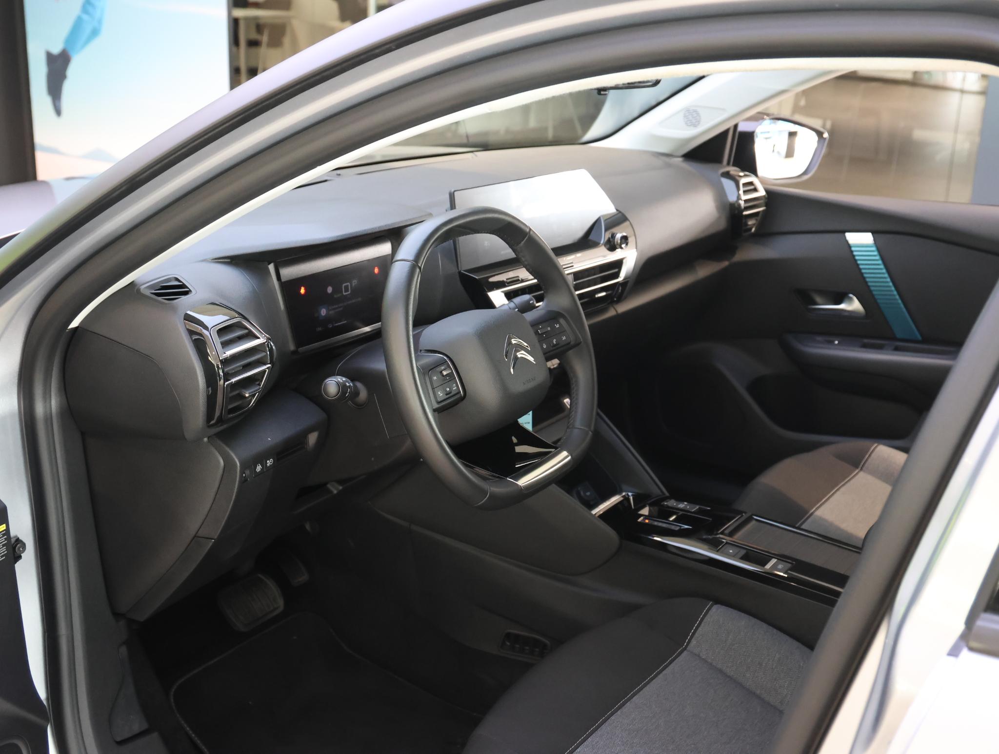 Foto van Citroen E-c4
