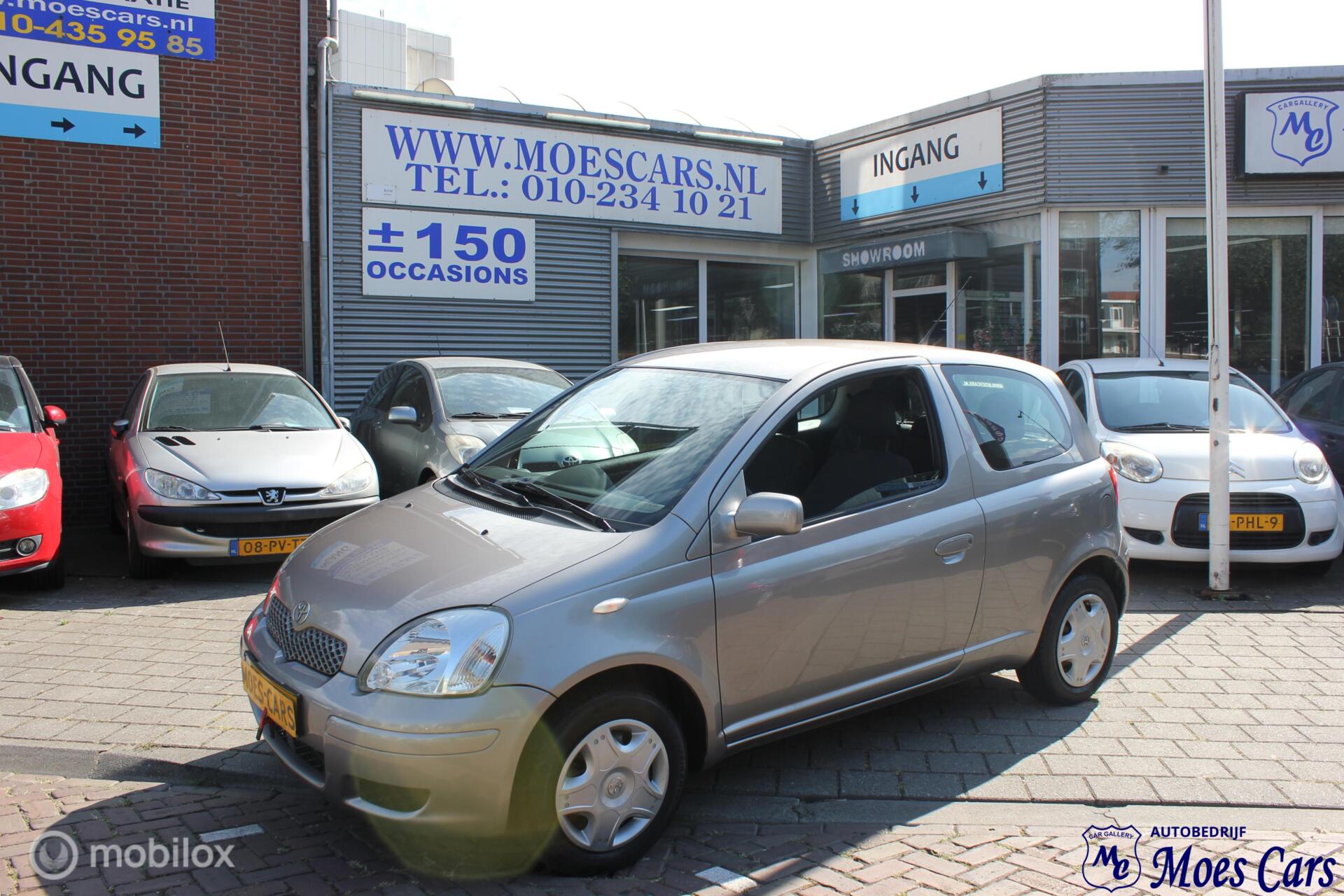 Toyota Yaris 1.0 VVT-i Terra MMT 2003 - voorkant
