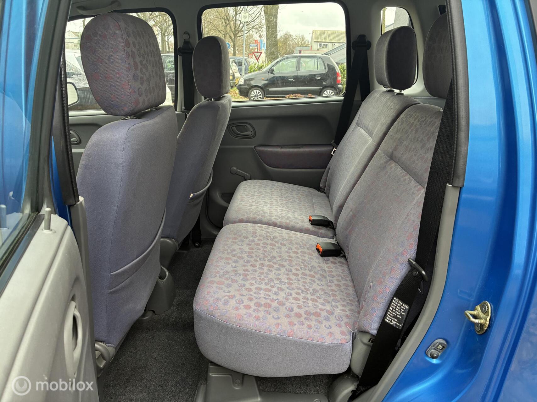 Foto van Suzuki Wagon R